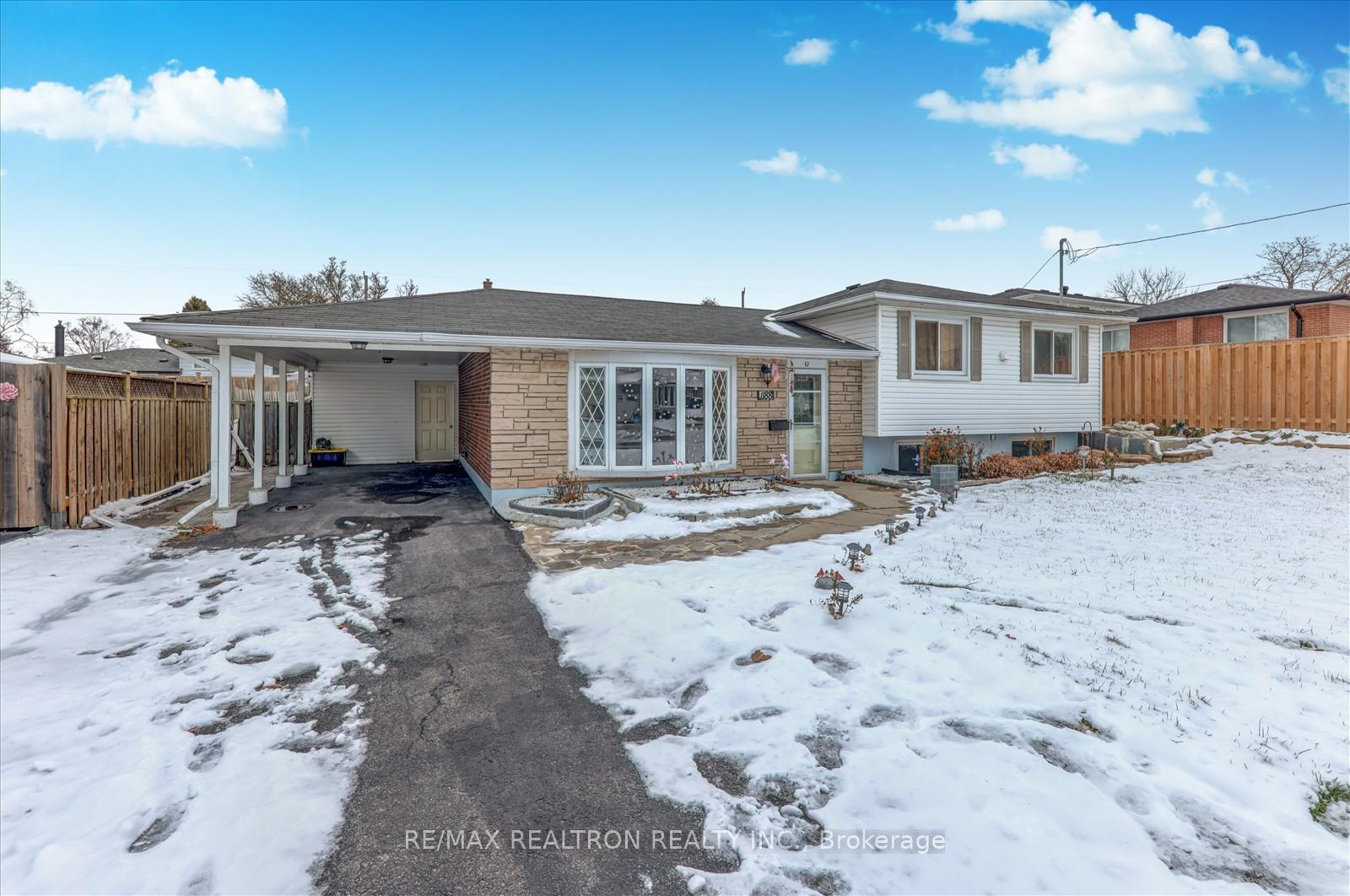 Photo 4 of 1188 Wakefield Crescent, Oshawa, Donevan — HOMEH