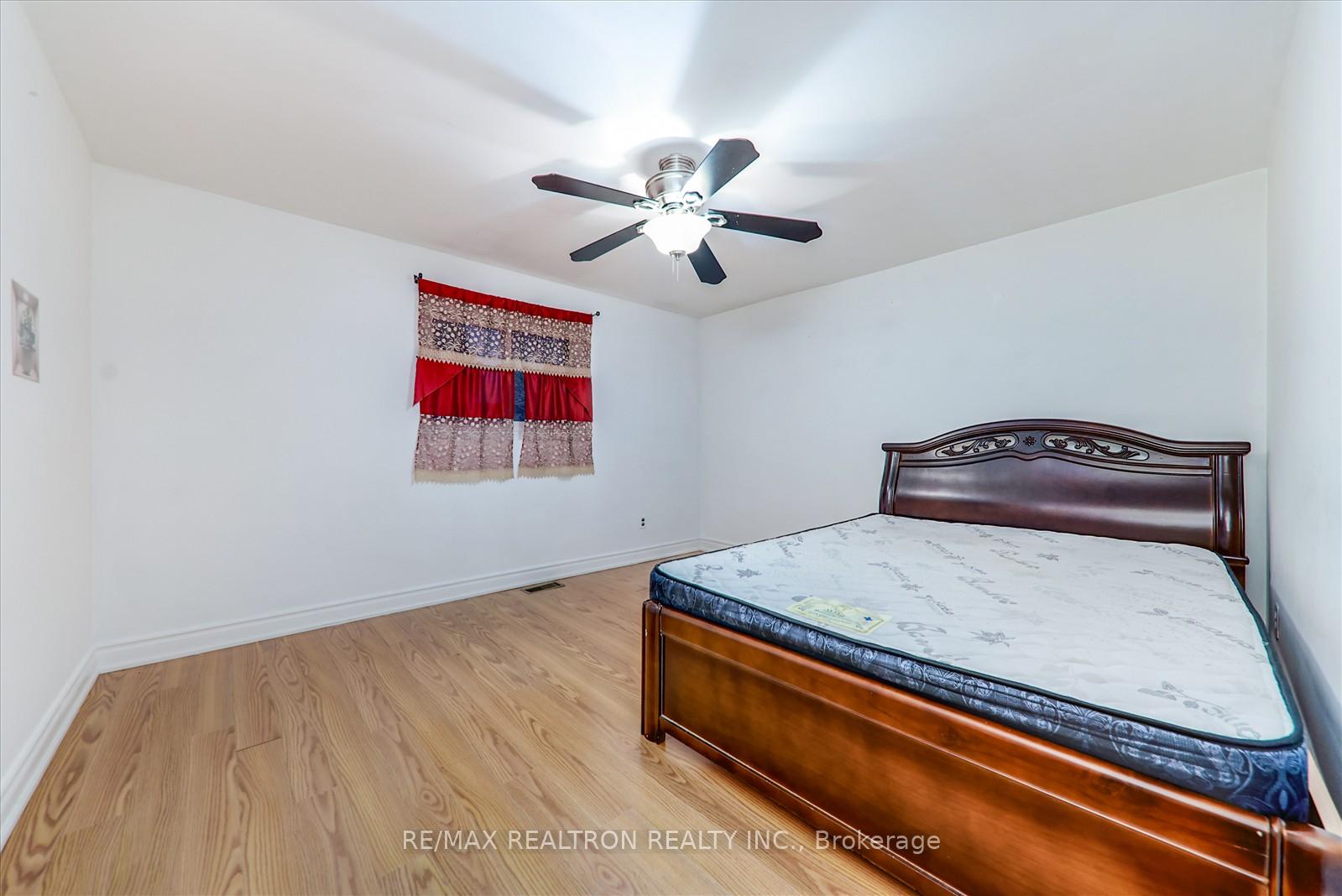 Photo 17 of 1188 Wakefield Crescent, Oshawa, Donevan — HOMEH