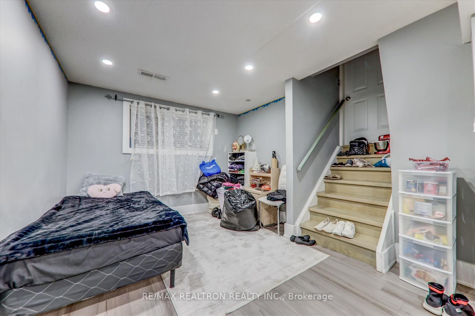 Photo 21 of 1188 Wakefield Crescent, Oshawa, Donevan — HOMEH