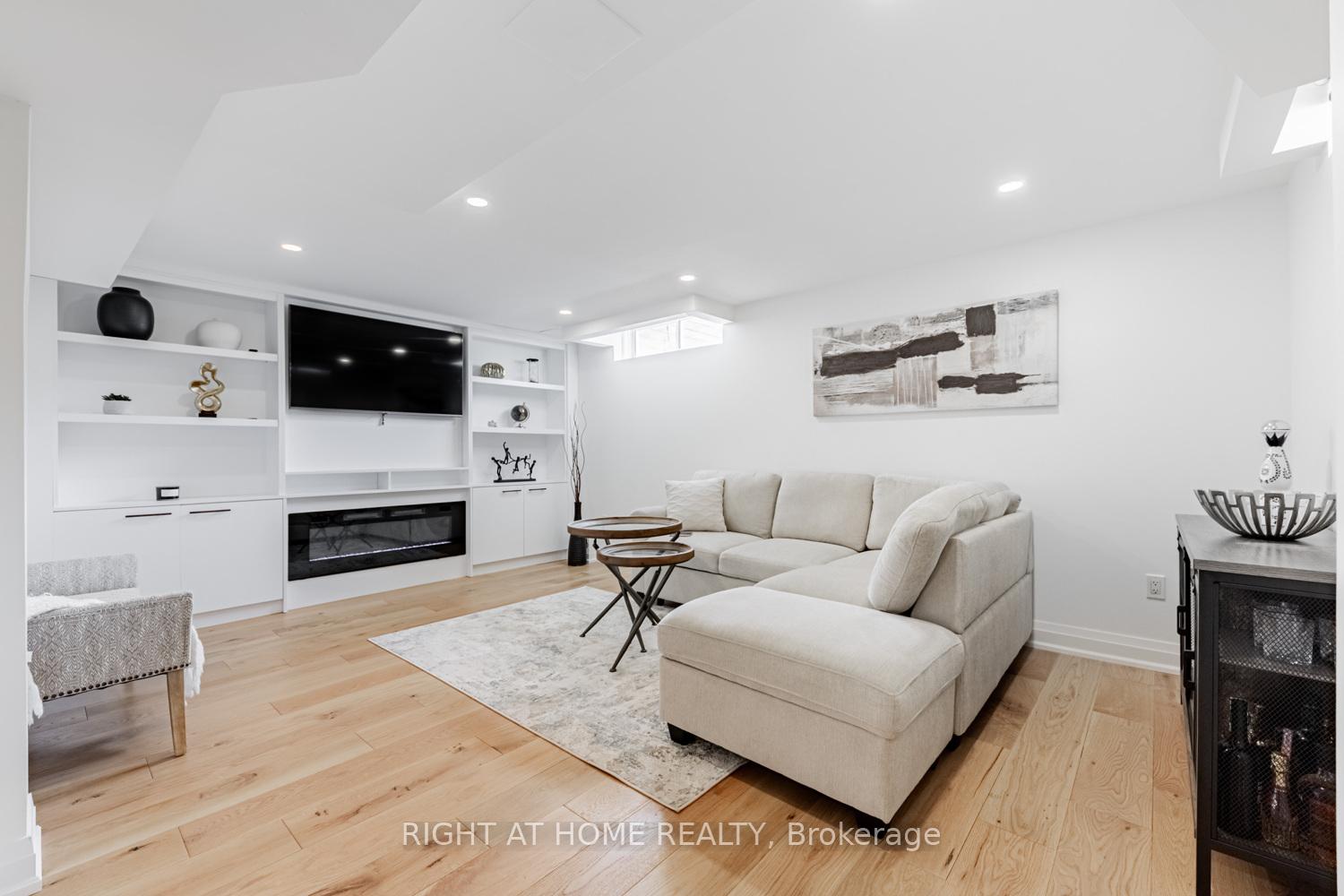 Photo 21 of 255 Montebello Avenue, Vaughan, Sonoma Heights — HOMEH