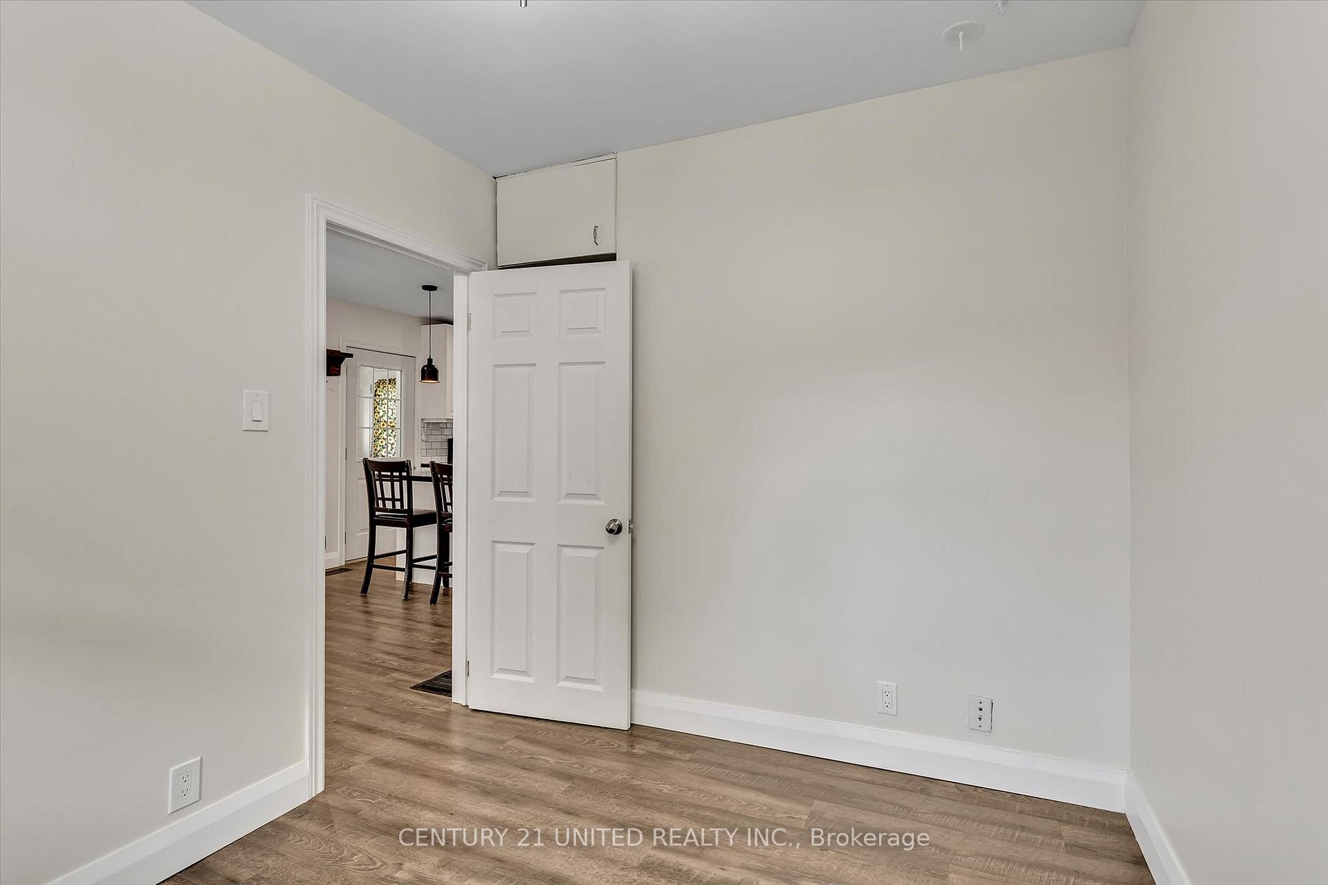 Photo 11 of 181 Hazlitt Street, Peterborough, Ashburnham Ward 4 — HOMEH