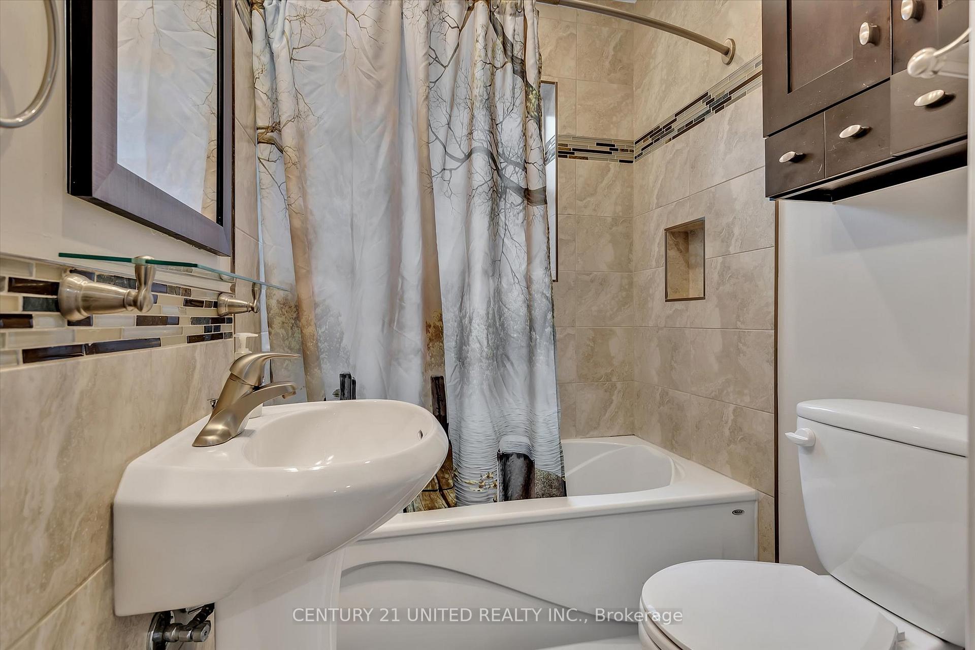 Photo 12 of 181 Hazlitt Street, Peterborough, Ashburnham Ward 4 — HOMEH