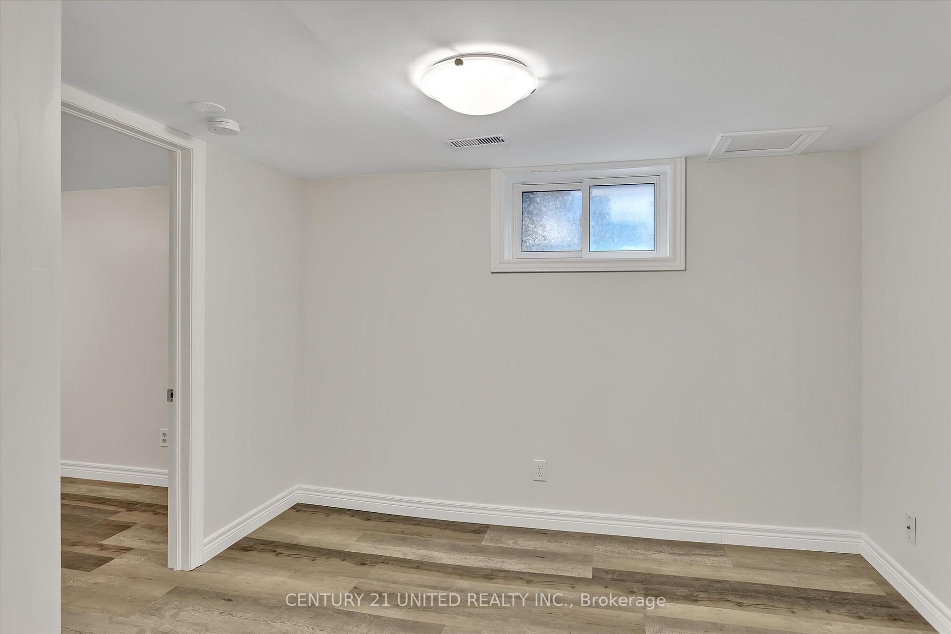 Photo 16 of 181 Hazlitt Street, Peterborough, Ashburnham Ward 4 — HOMEH