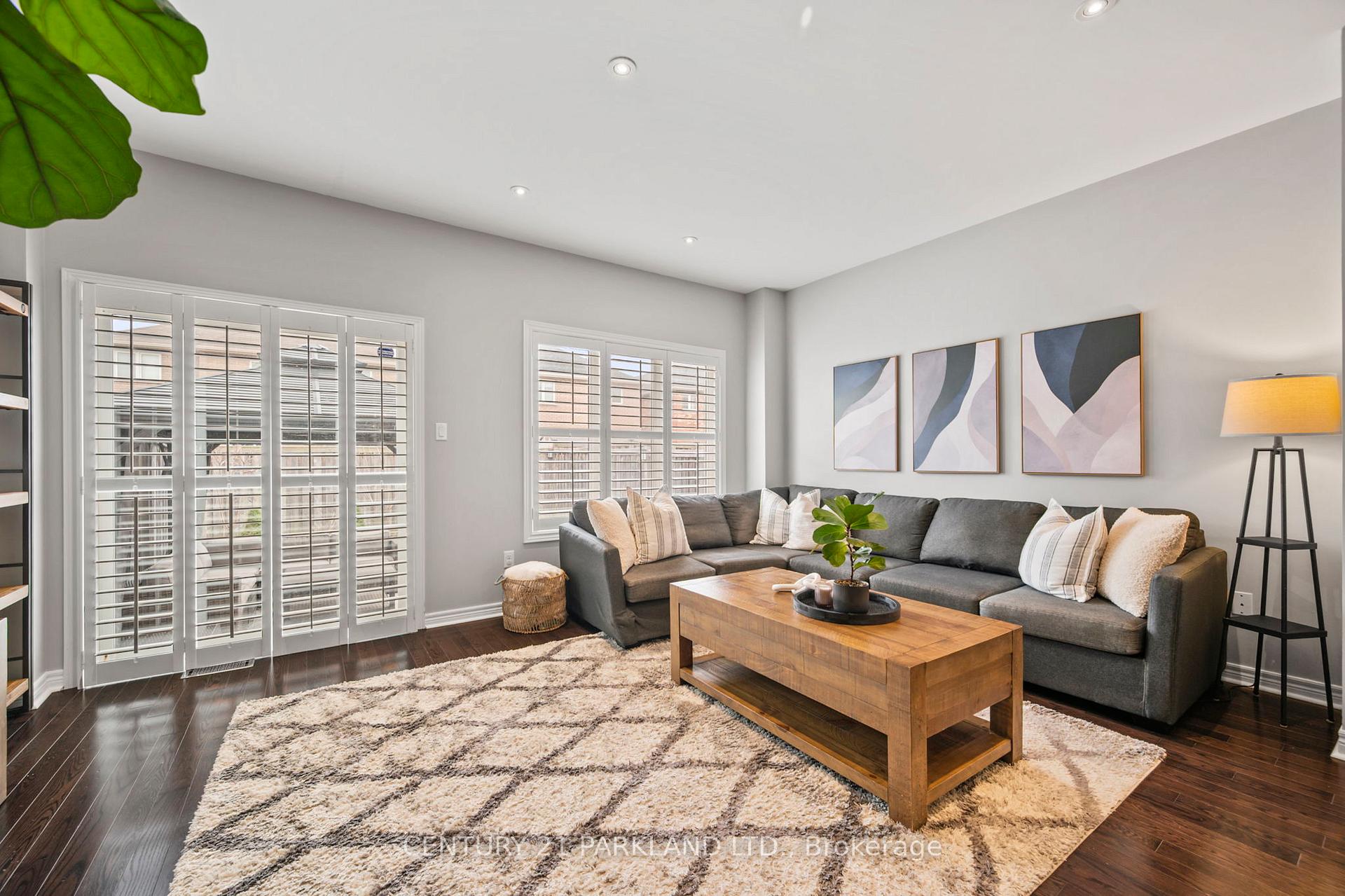 Photo 8 of 7 Borjana Boulevard, Vaughan, Patterson — HOMEH