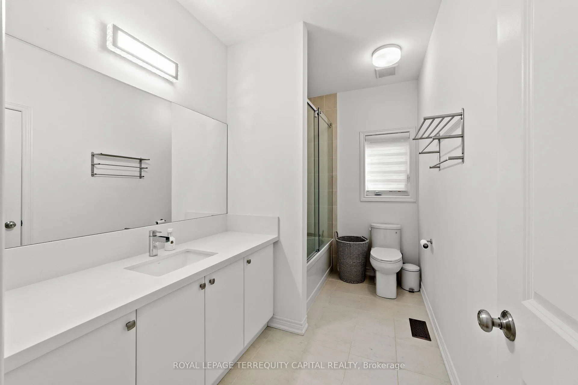 Photo 29 of 144 Pine Hill Crescent, Aurora, Aurora Estates — HOMEH