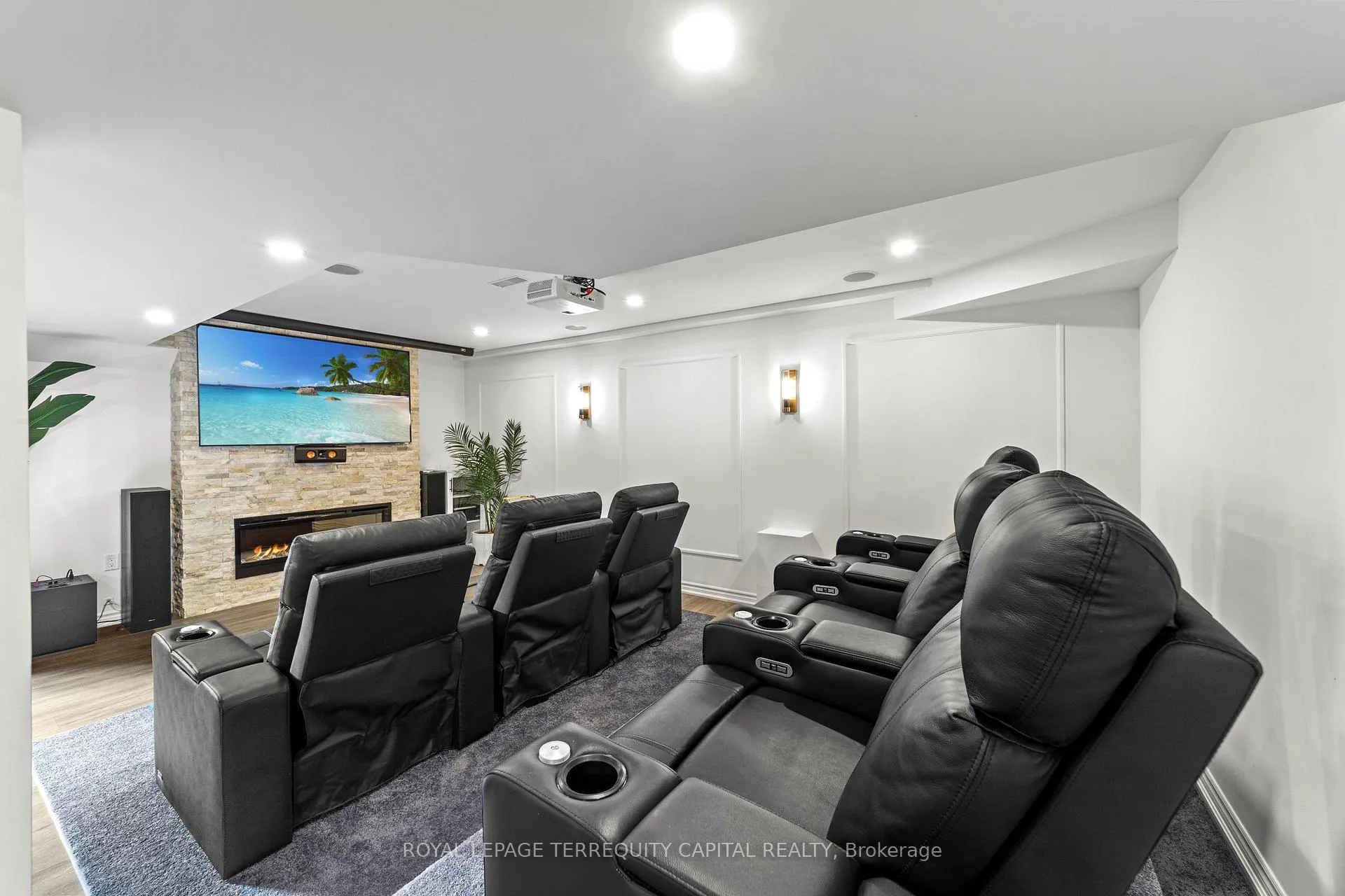 Photo 37 of 144 Pine Hill Crescent, Aurora, Aurora Estates — HOMEH