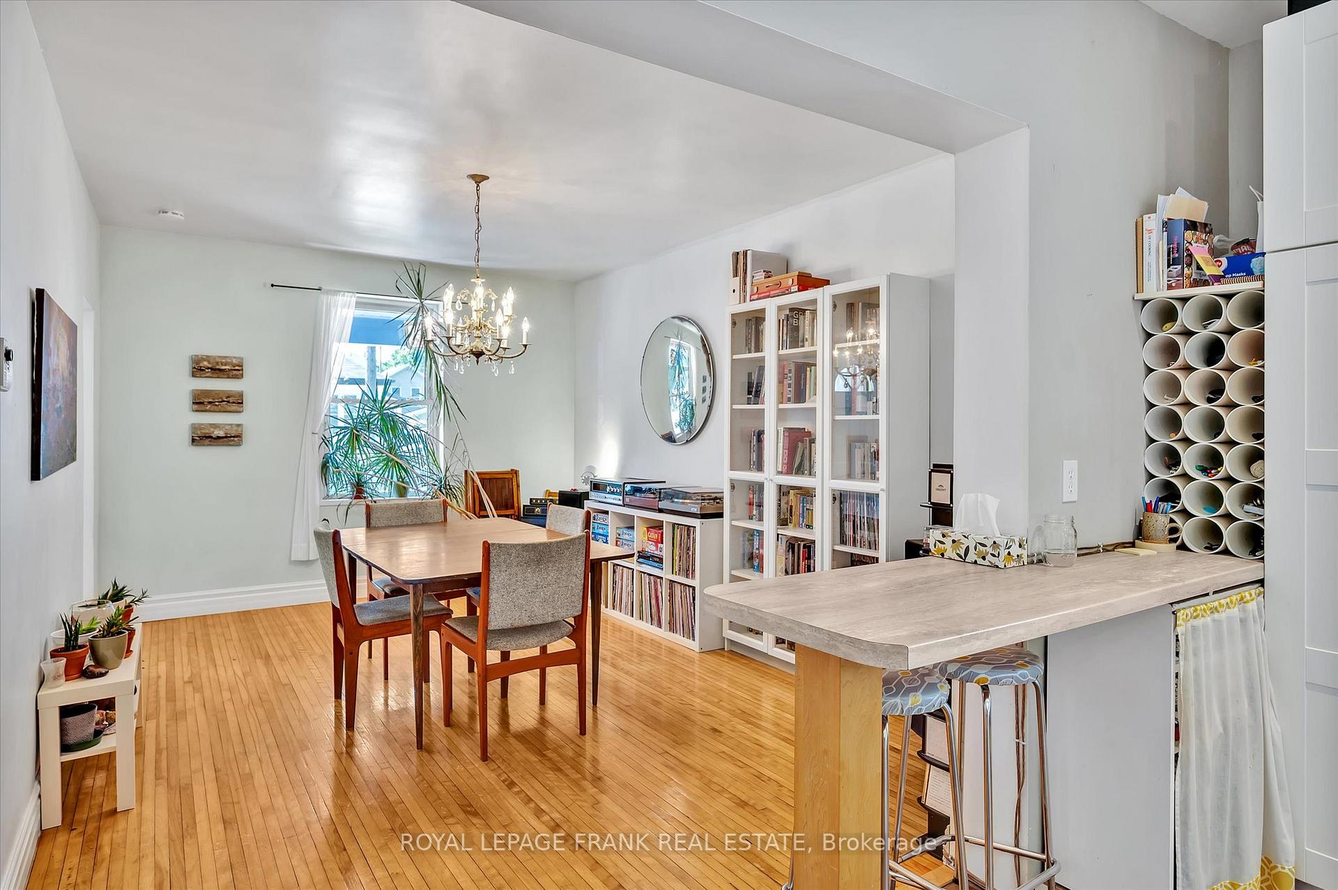 Photo 14 of 472 Murray Street, Peterborough, Town Ward 3 — HOMEH