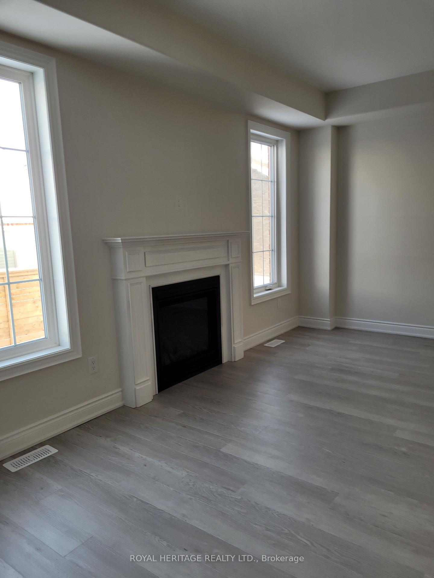 Photo 12 of 426 Melling Avenue, Peterborough, Northcrest Ward 5 — HOMEH