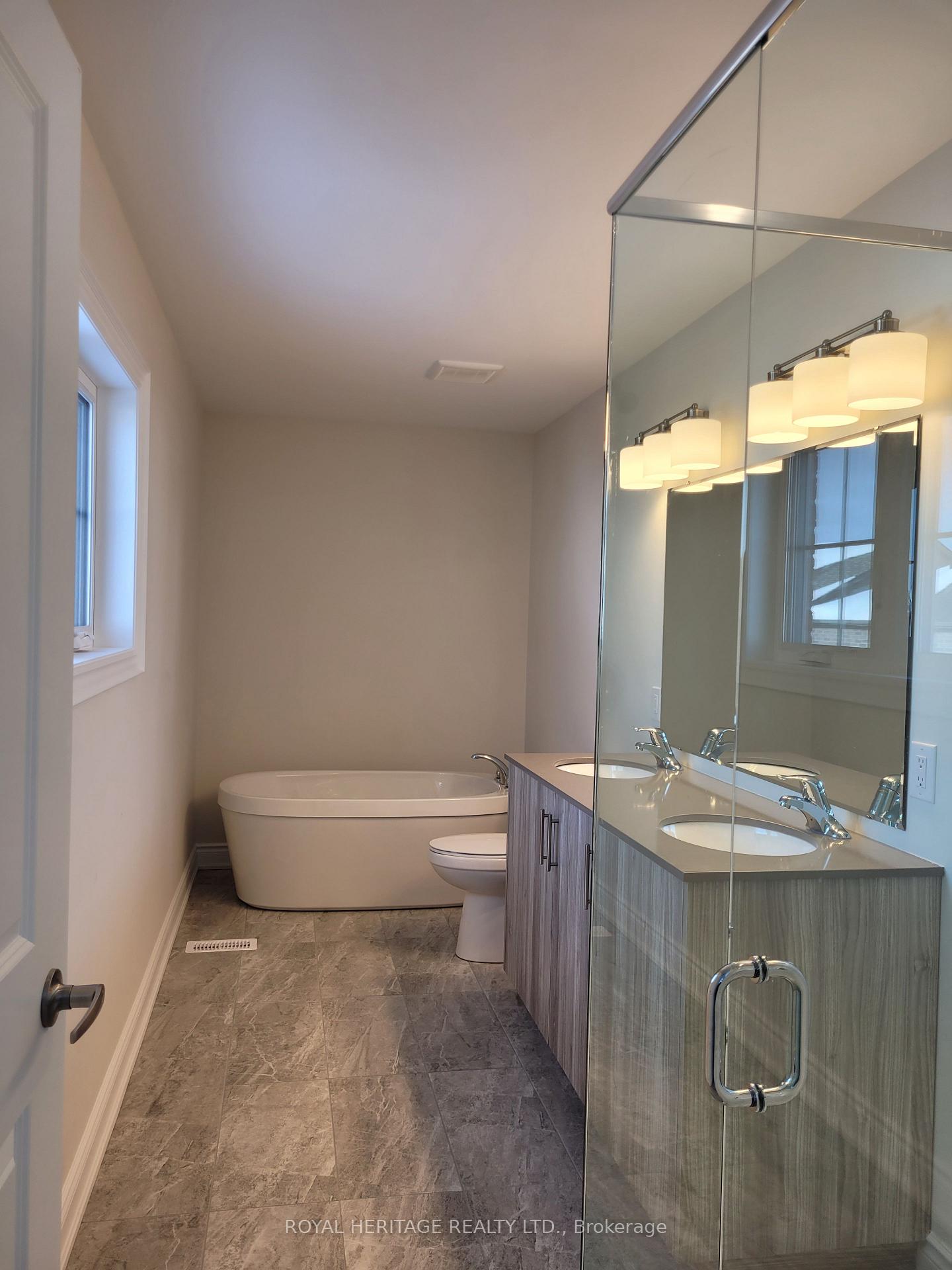 Photo 20 of 426 Melling Avenue, Peterborough, Northcrest Ward 5 — HOMEH
