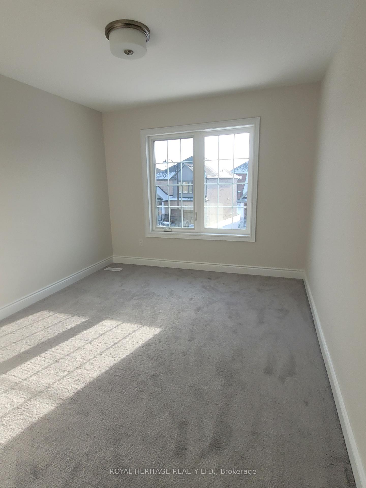 Photo 28 of 426 Melling Avenue, Peterborough, Northcrest Ward 5 — HOMEH