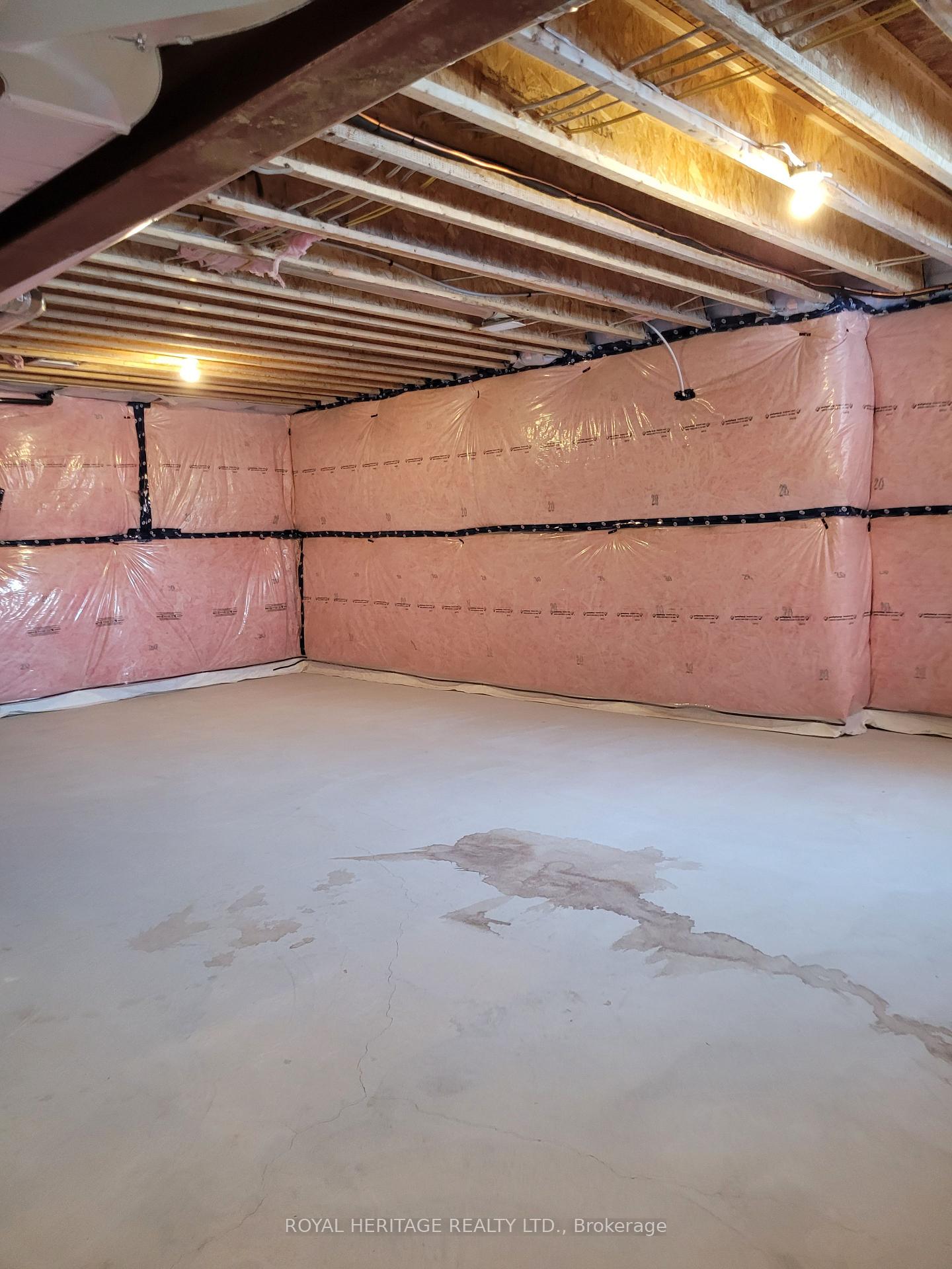 Photo 31 of 426 Melling Avenue, Peterborough, Northcrest Ward 5 — HOMEH
