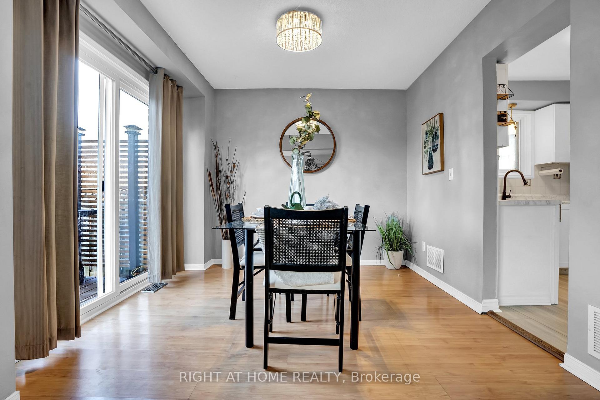 Photo 12 of 1569 Connery Crescent, Oshawa, Lakeview — HOMEH