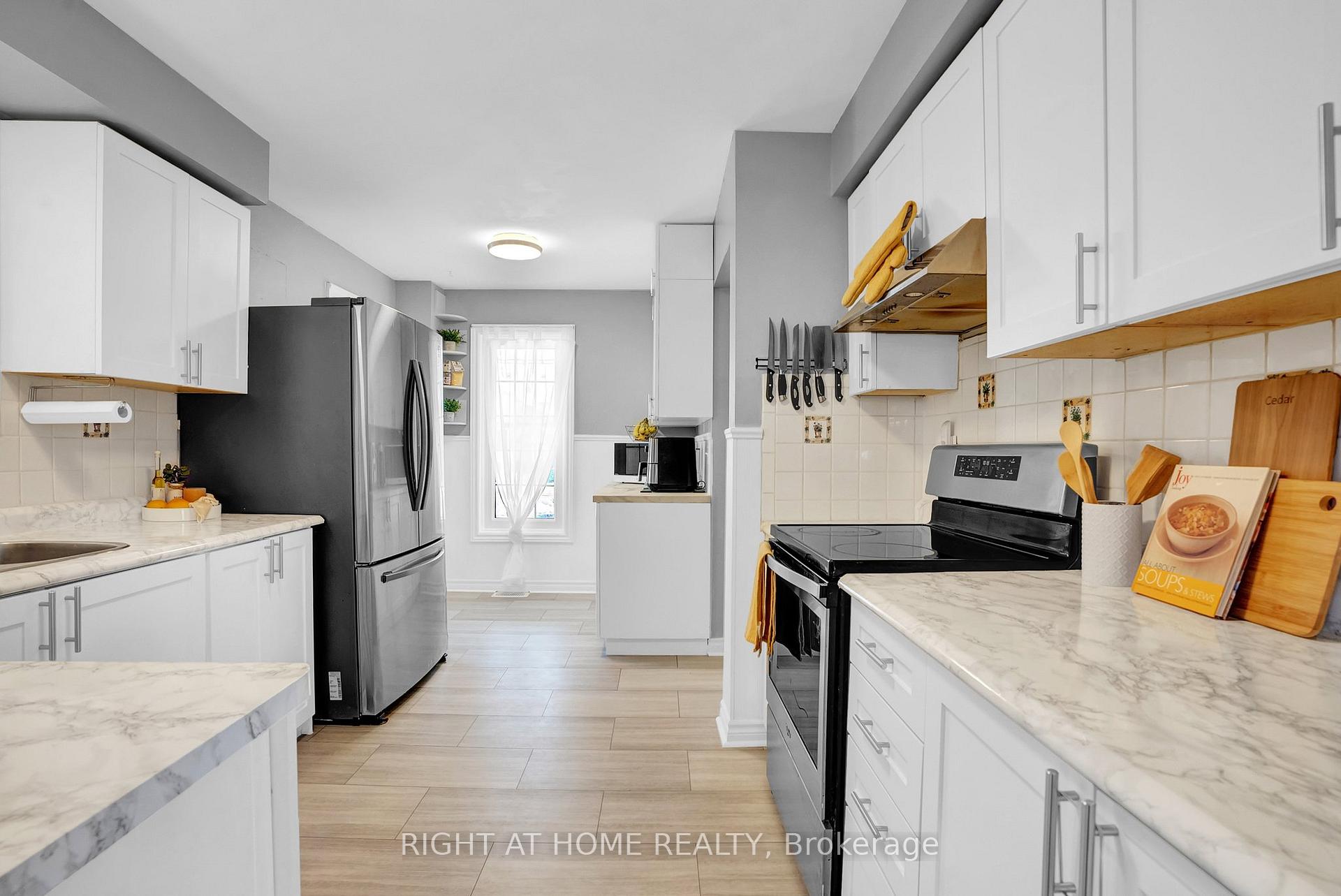 Photo 16 of 1569 Connery Crescent, Oshawa, Lakeview — HOMEH