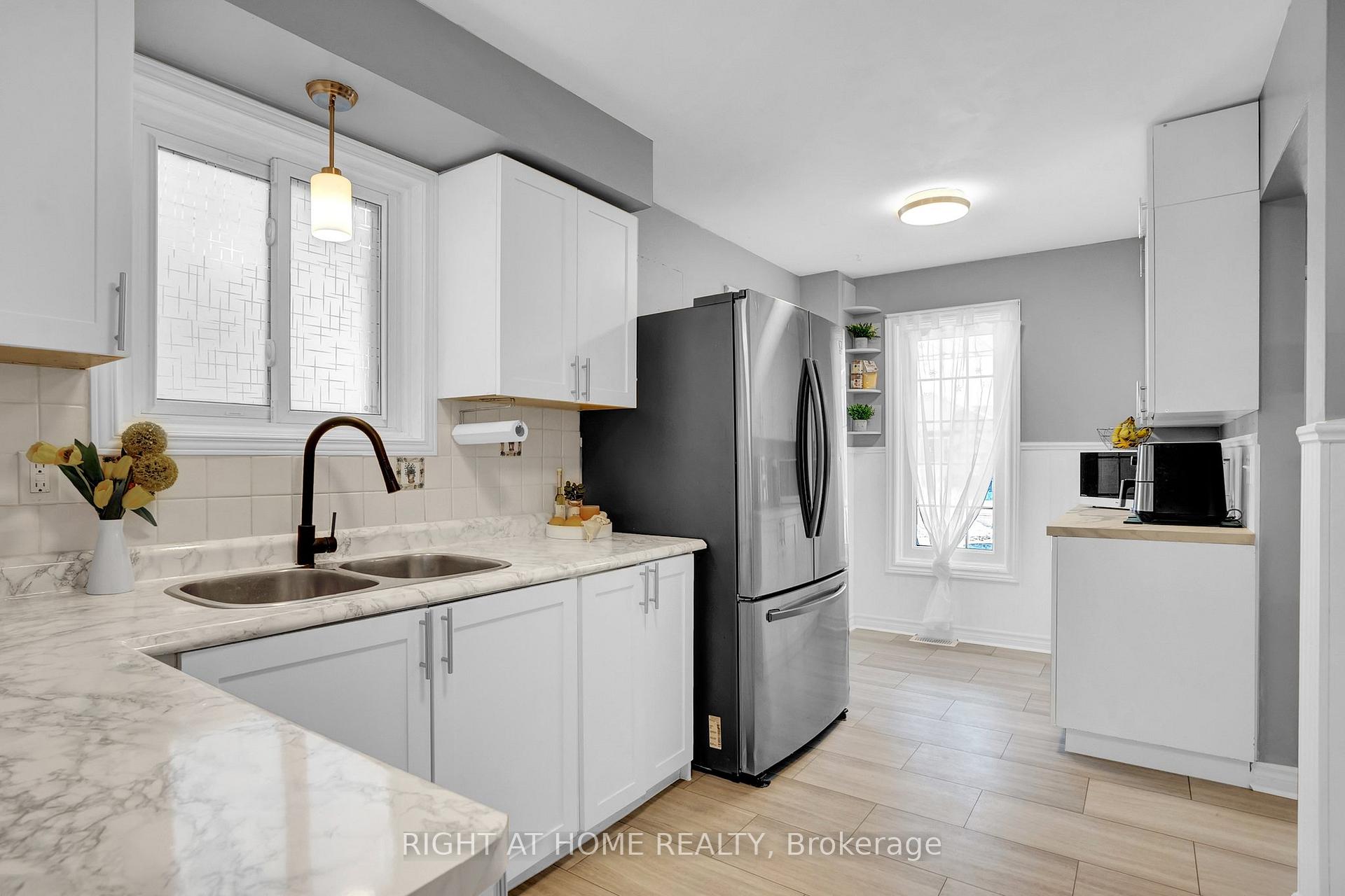 Photo 17 of 1569 Connery Crescent, Oshawa, Lakeview — HOMEH