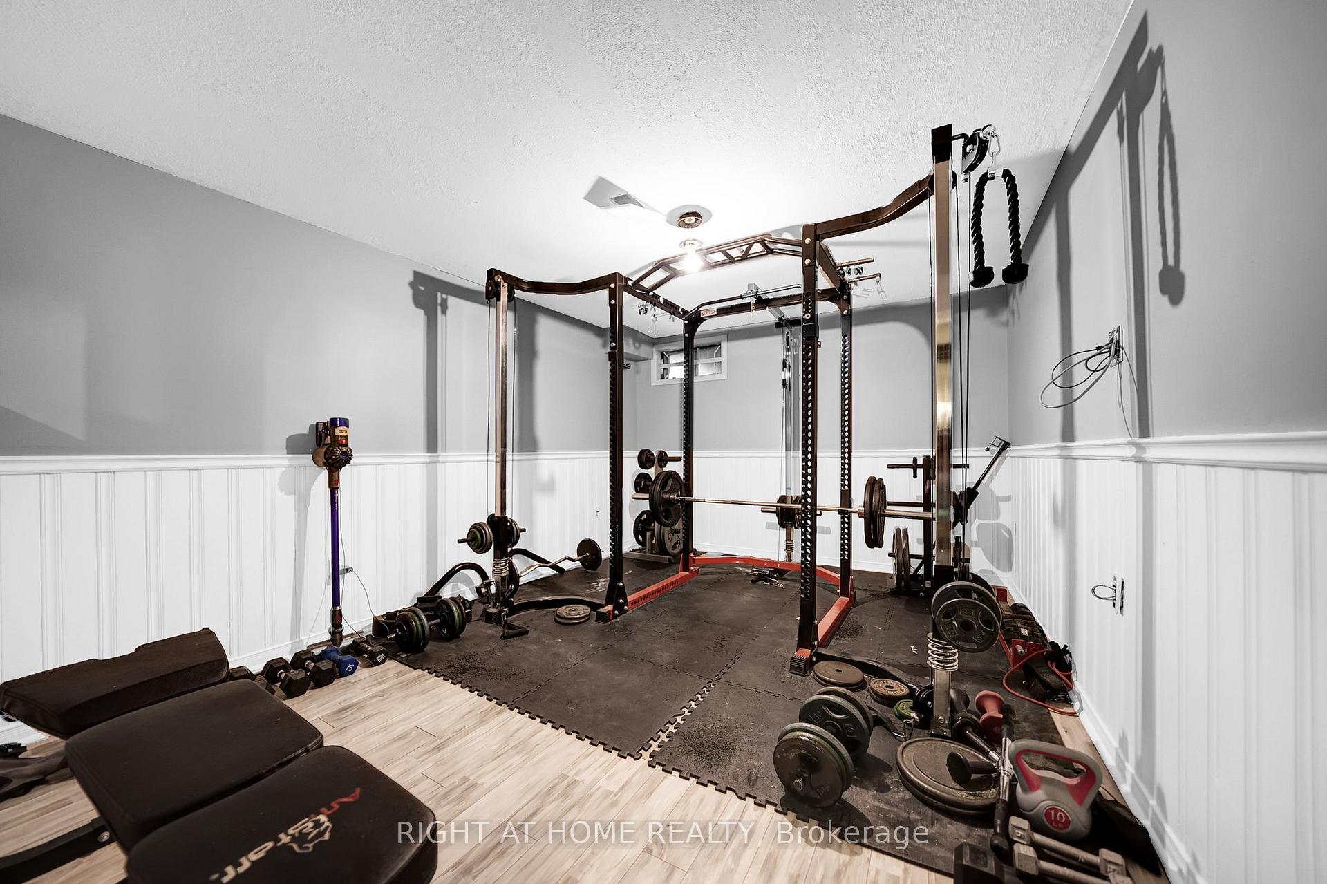 Photo 33 of 1569 Connery Crescent, Oshawa, Lakeview — HOMEH