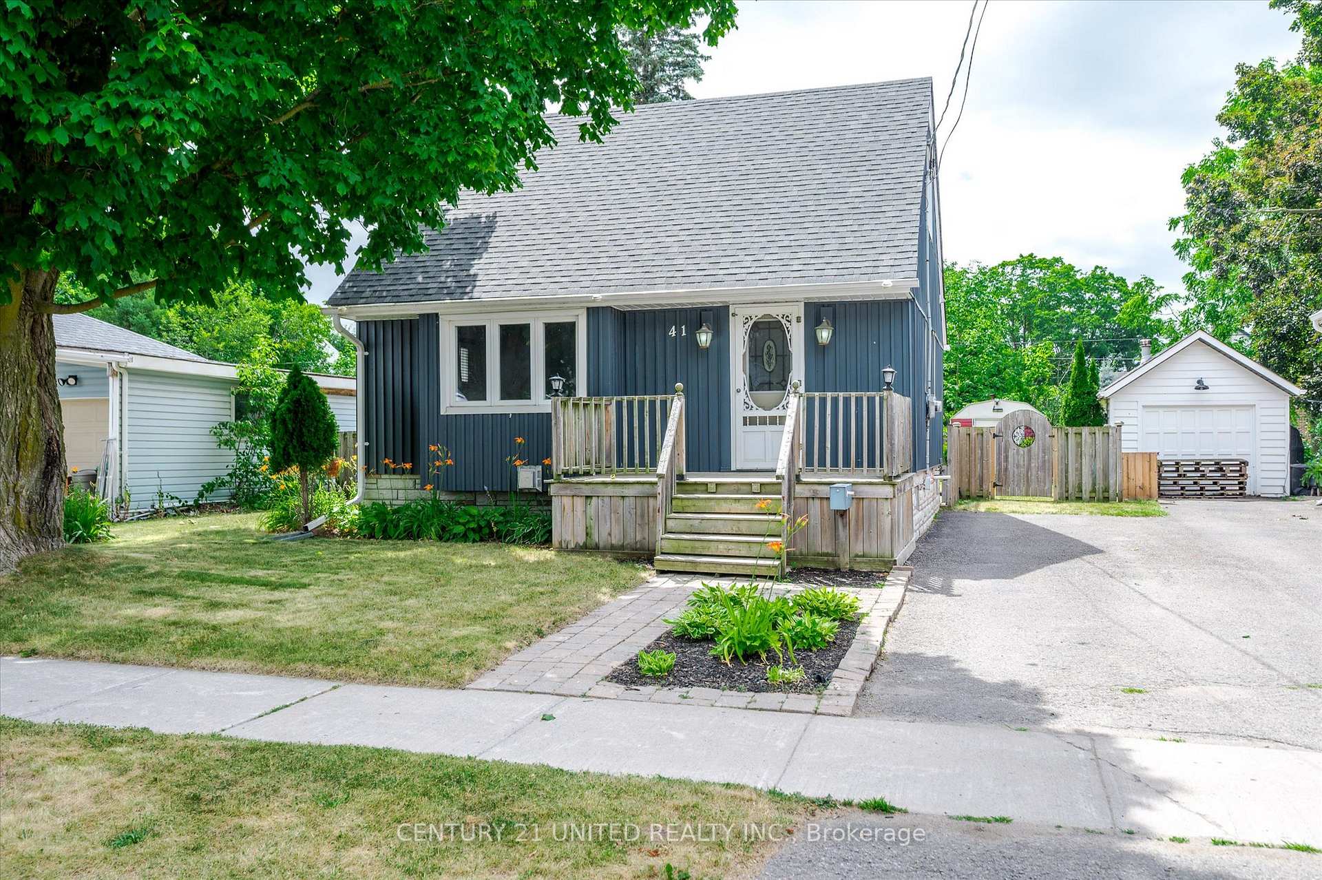 Photo 1 of 41 Morrow Street, Peterborough, Otonabee Ward 1 — HOMEH
