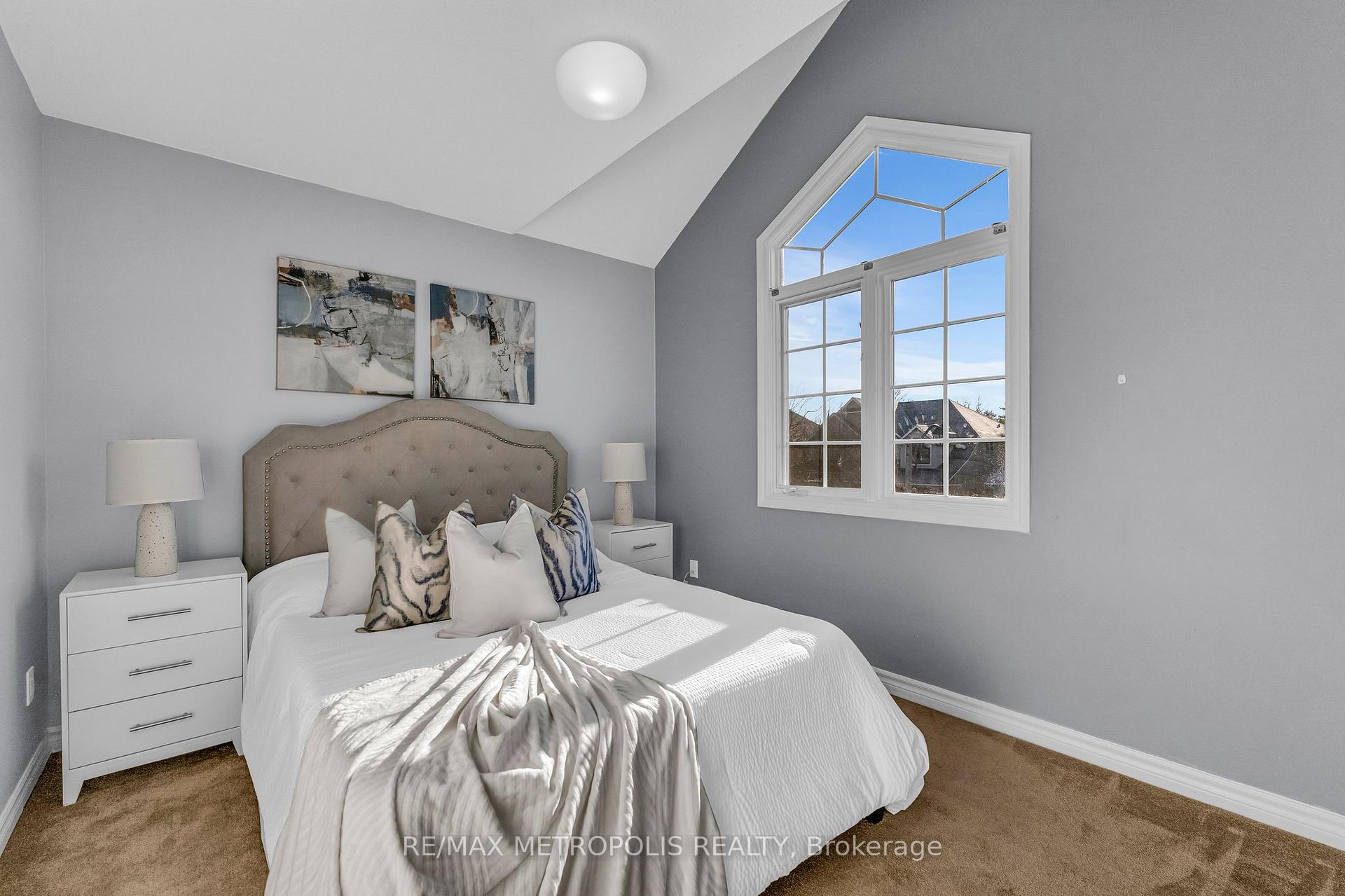 Photo 19 of 458 Meadow Street, Oshawa, Kedron — HOMEH