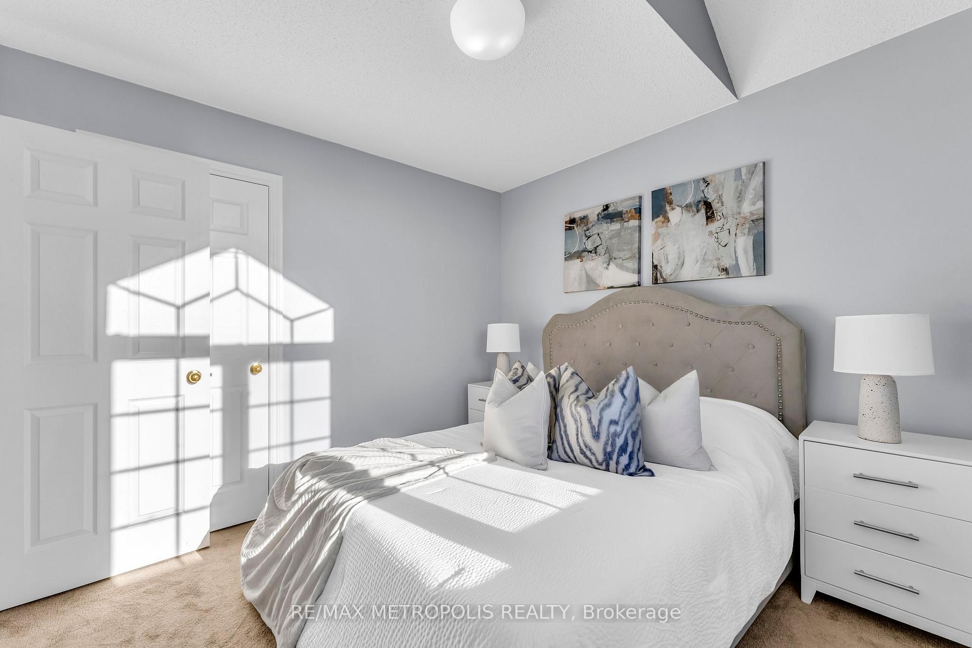 Photo 20 of 458 Meadow Street, Oshawa, Kedron — HOMEH