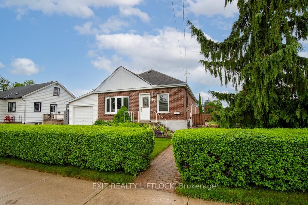 Photo 2 of 493 Howden Street, Peterborough, Otonabee Ward 1 — HOMEH