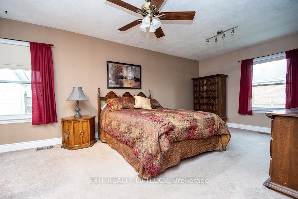Photo 18 of 493 Howden Street, Peterborough, Otonabee Ward 1 — HOMEH