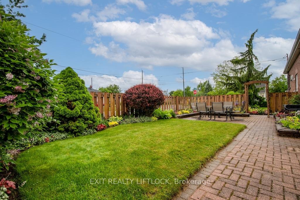 Photo 38 of 493 Howden Street, Peterborough, Otonabee Ward 1 — HOMEH