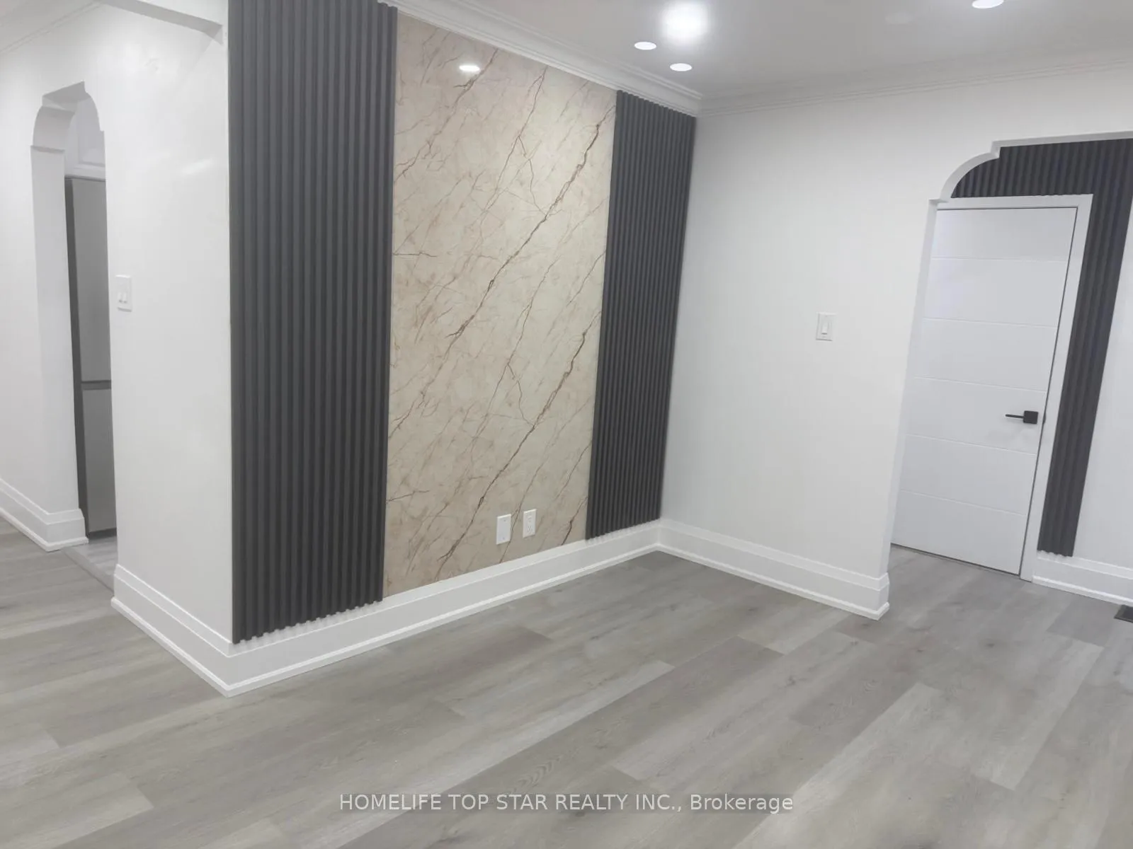 Photo 10 of Unit Main, 25 Mackinac Crescent, Scarborough, Bendale — HOMEH