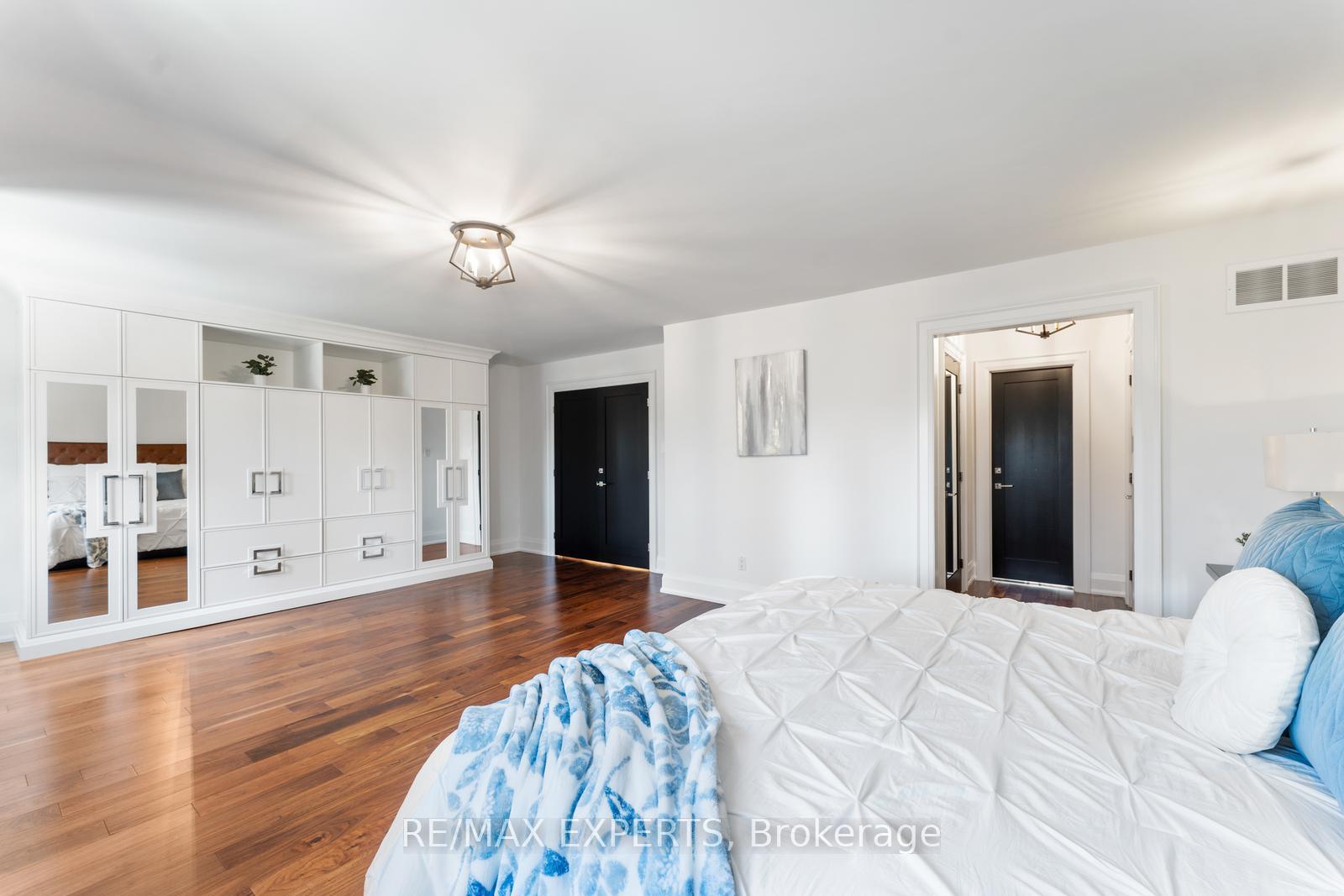 Photo 22 of 126 Mellings Drive, Vaughan, East Woodbridge — HOMEH