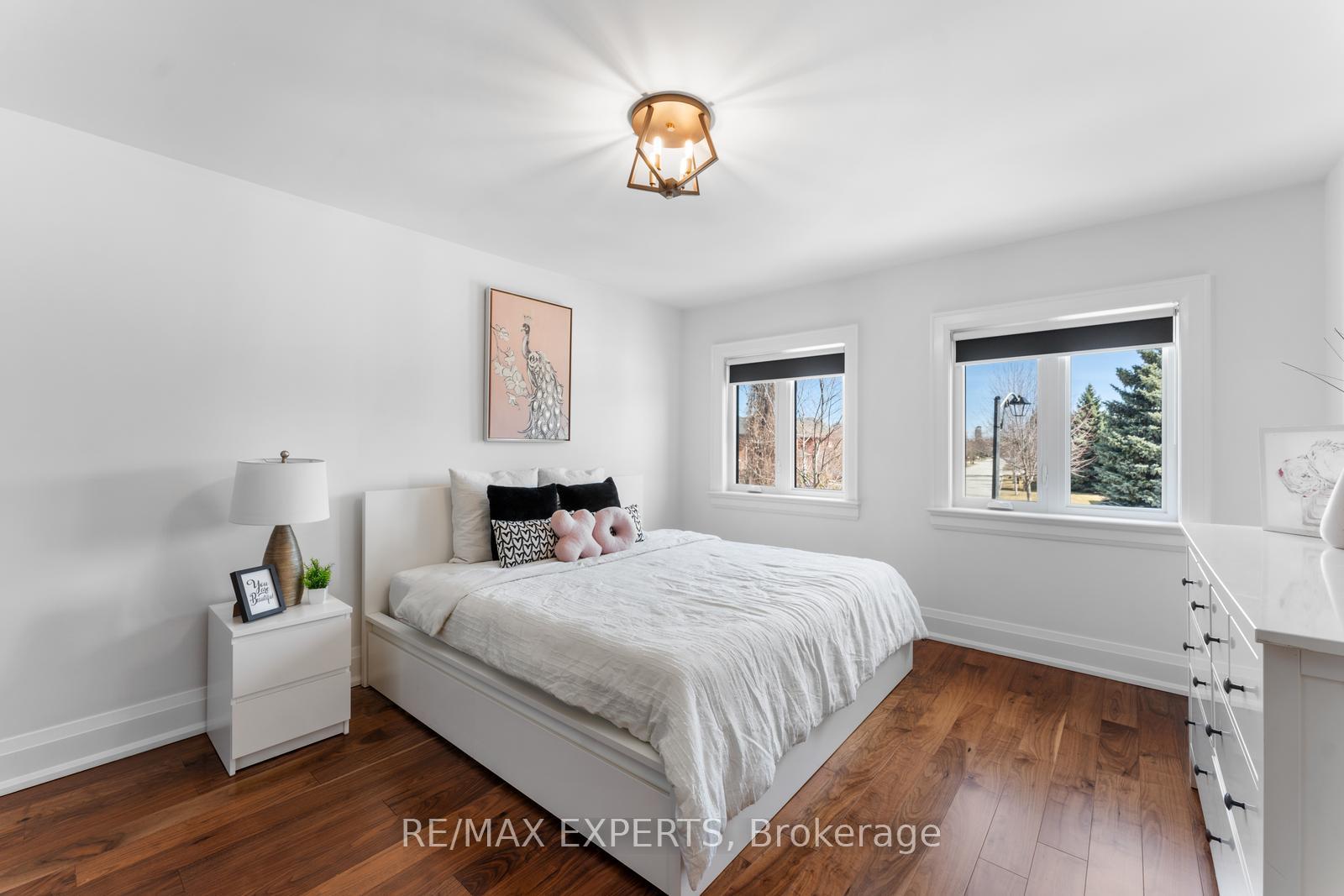 Photo 25 of 126 Mellings Drive, Vaughan, East Woodbridge — HOMEH
