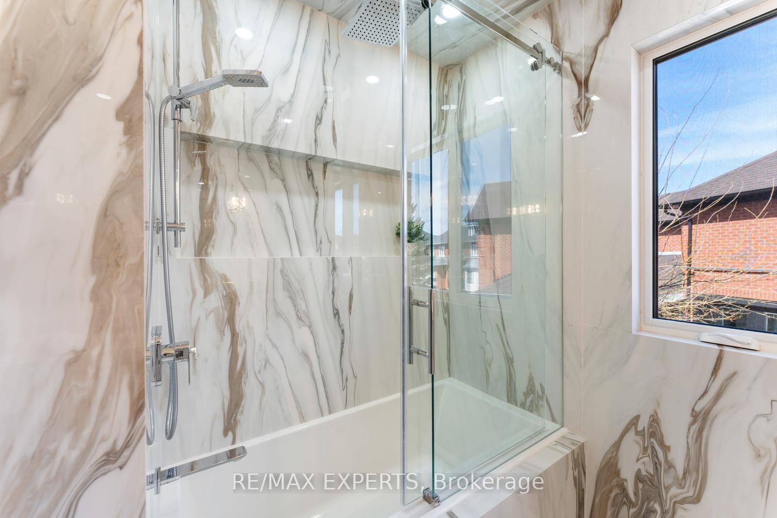 Photo 28 of 126 Mellings Drive, Vaughan, East Woodbridge — HOMEH