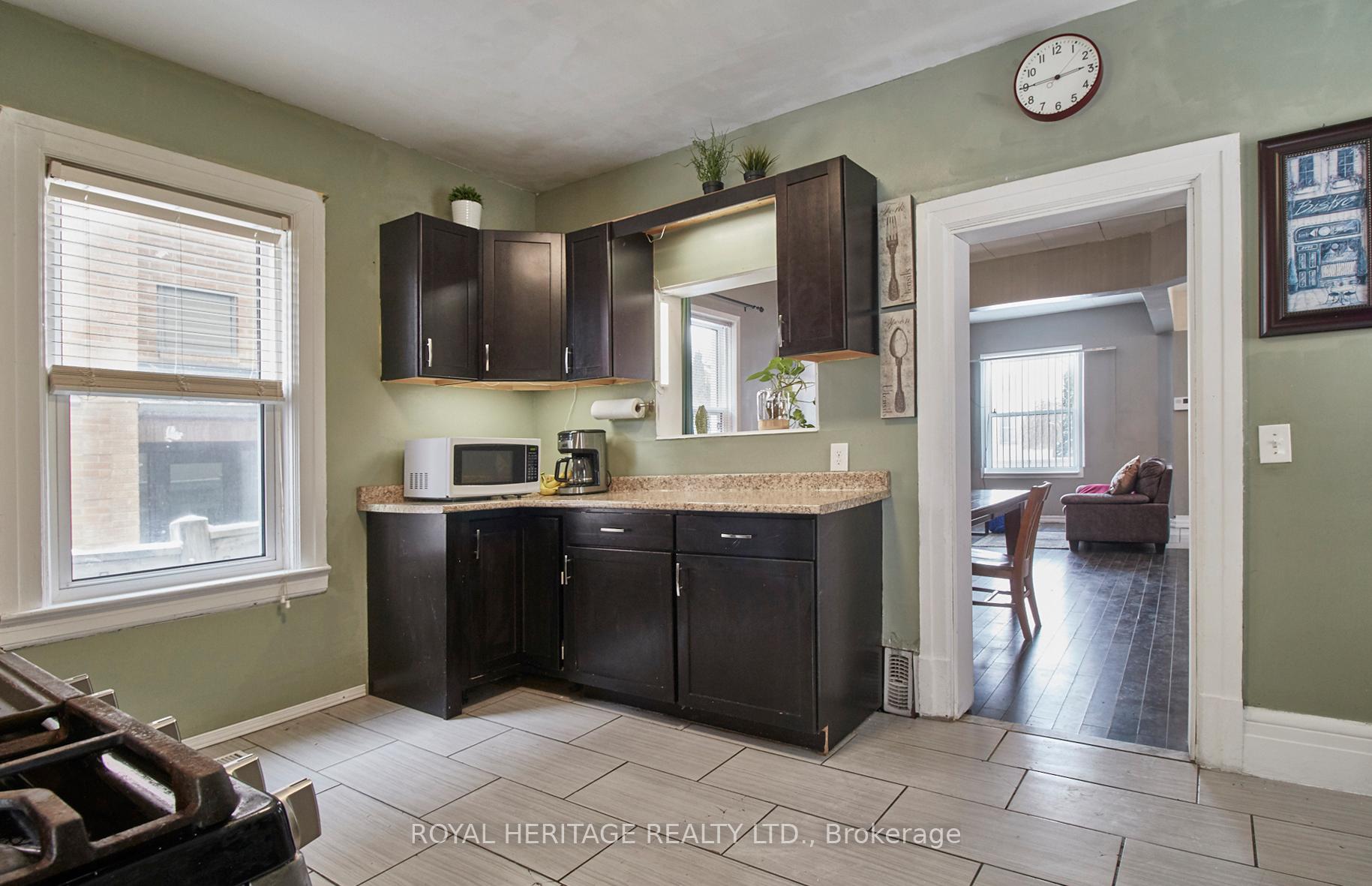Photo 12 of 161 Colborne Street E, Oshawa, O'Neill — HOMEH