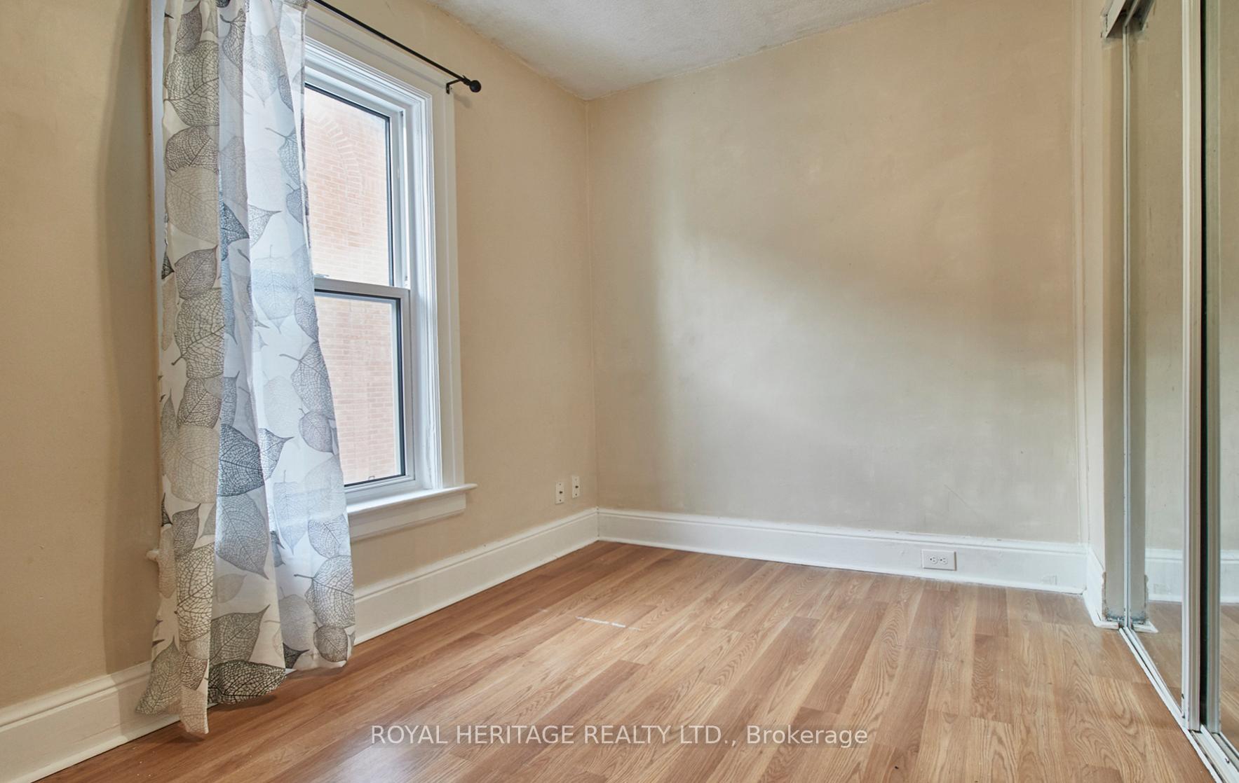 Photo 18 of 161 Colborne Street E, Oshawa, O'Neill — HOMEH