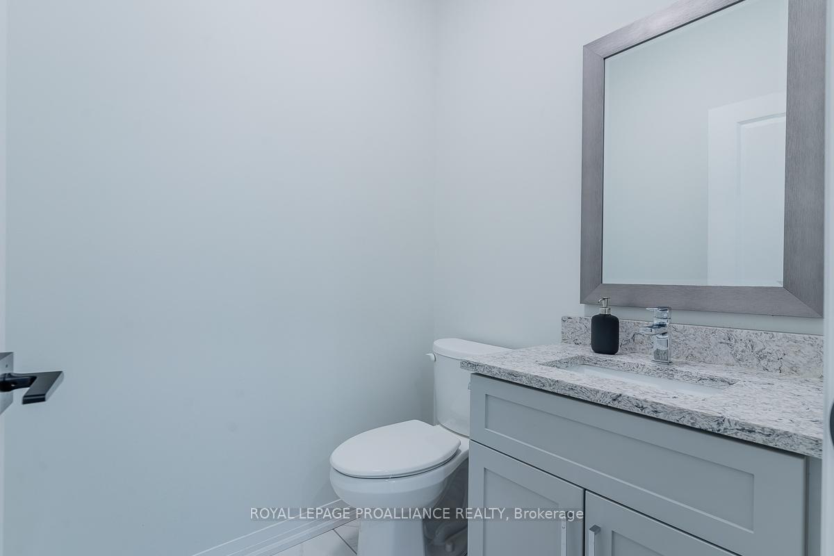 Photo 16 of 170 Mary Street, Belleville, Belleville Ward — HOMEH