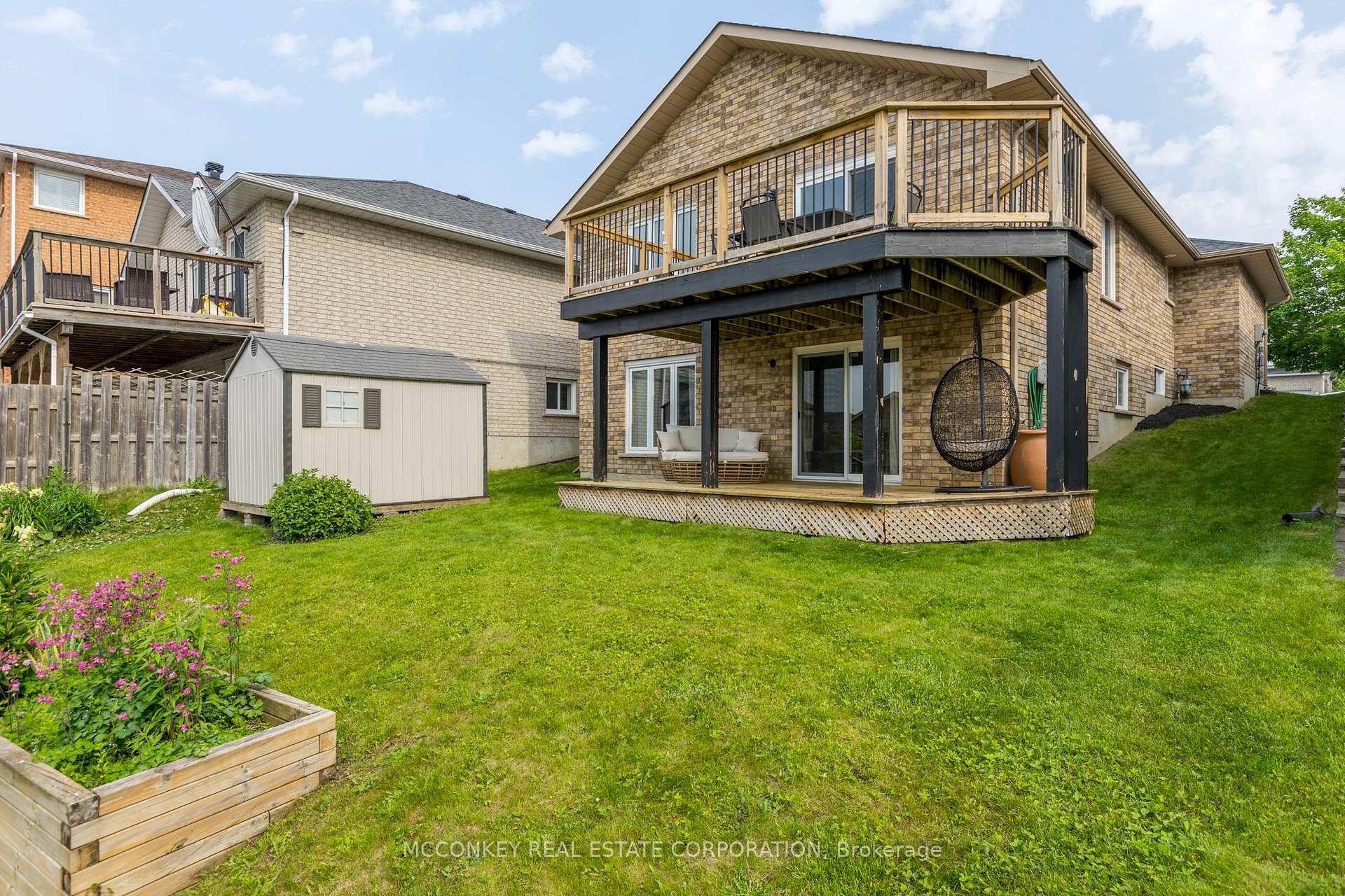 Photo 34 of 824 Bertrand Terrace, Peterborough, Monaghan Ward 2 — HOMEH