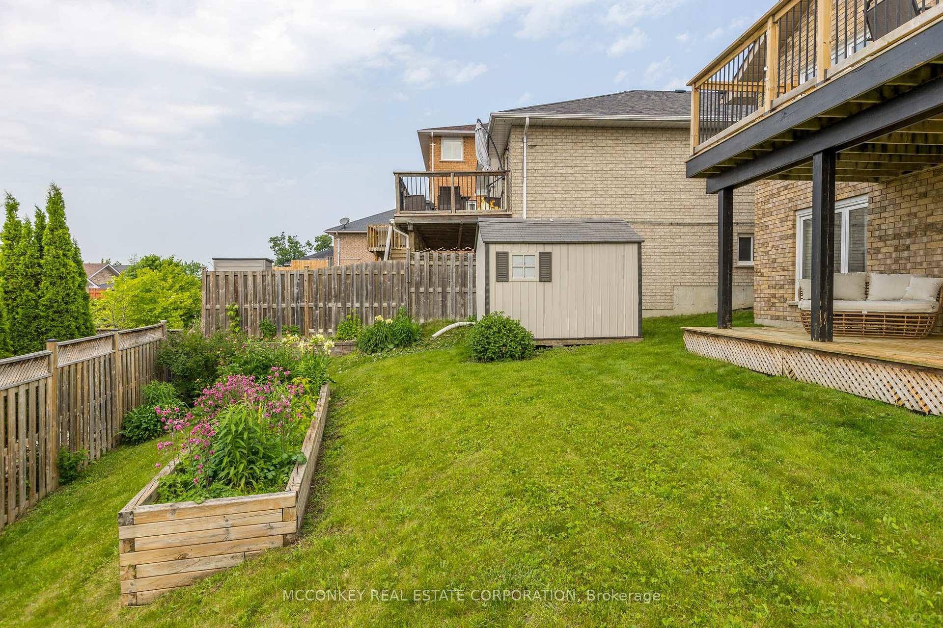 Photo 37 of 824 Bertrand Terrace, Peterborough, Monaghan Ward 2 — HOMEH