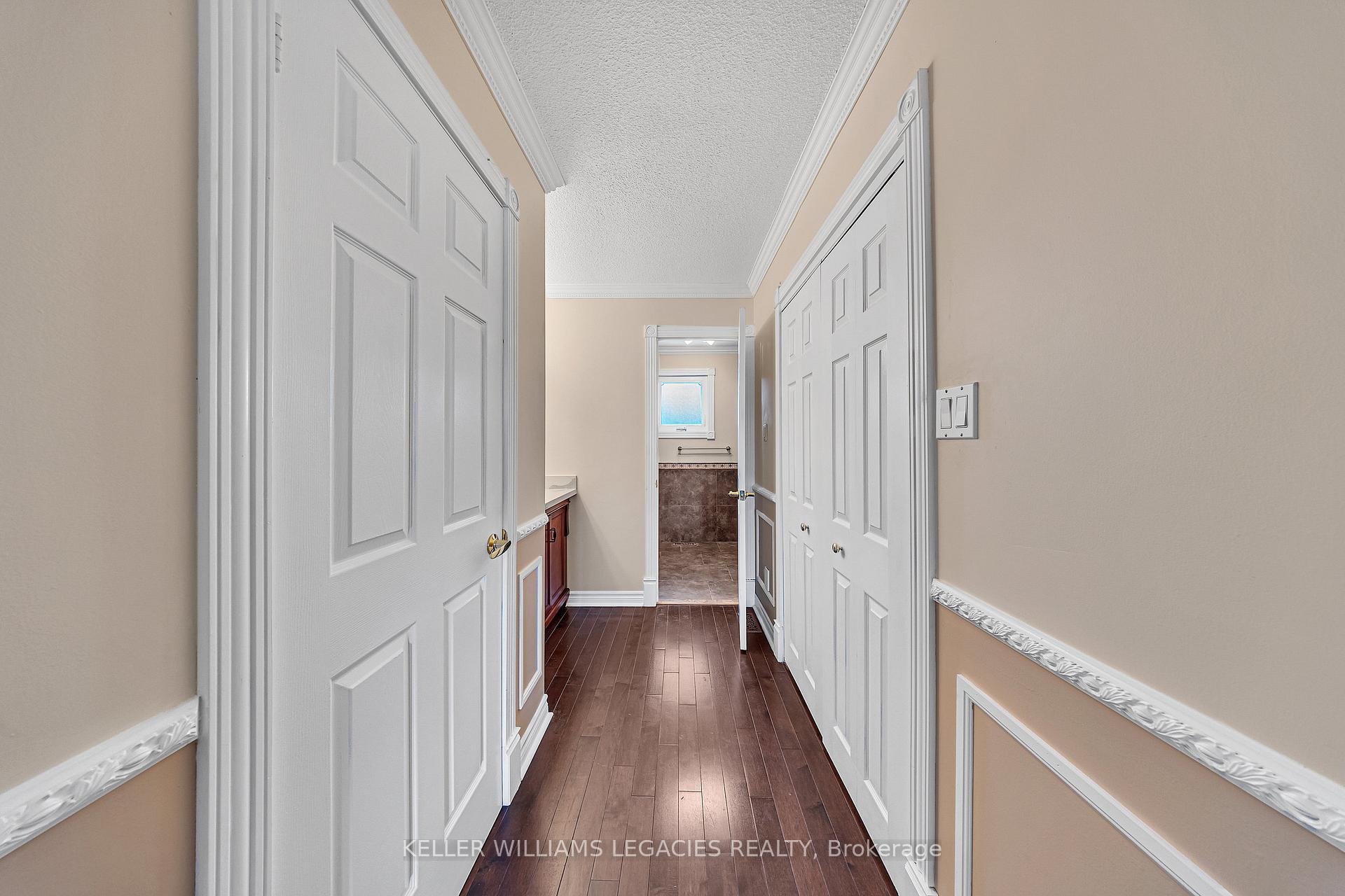 Photo 24 of 126 Spring Town Road, Vaughan, East Woodbridge — HOMEH