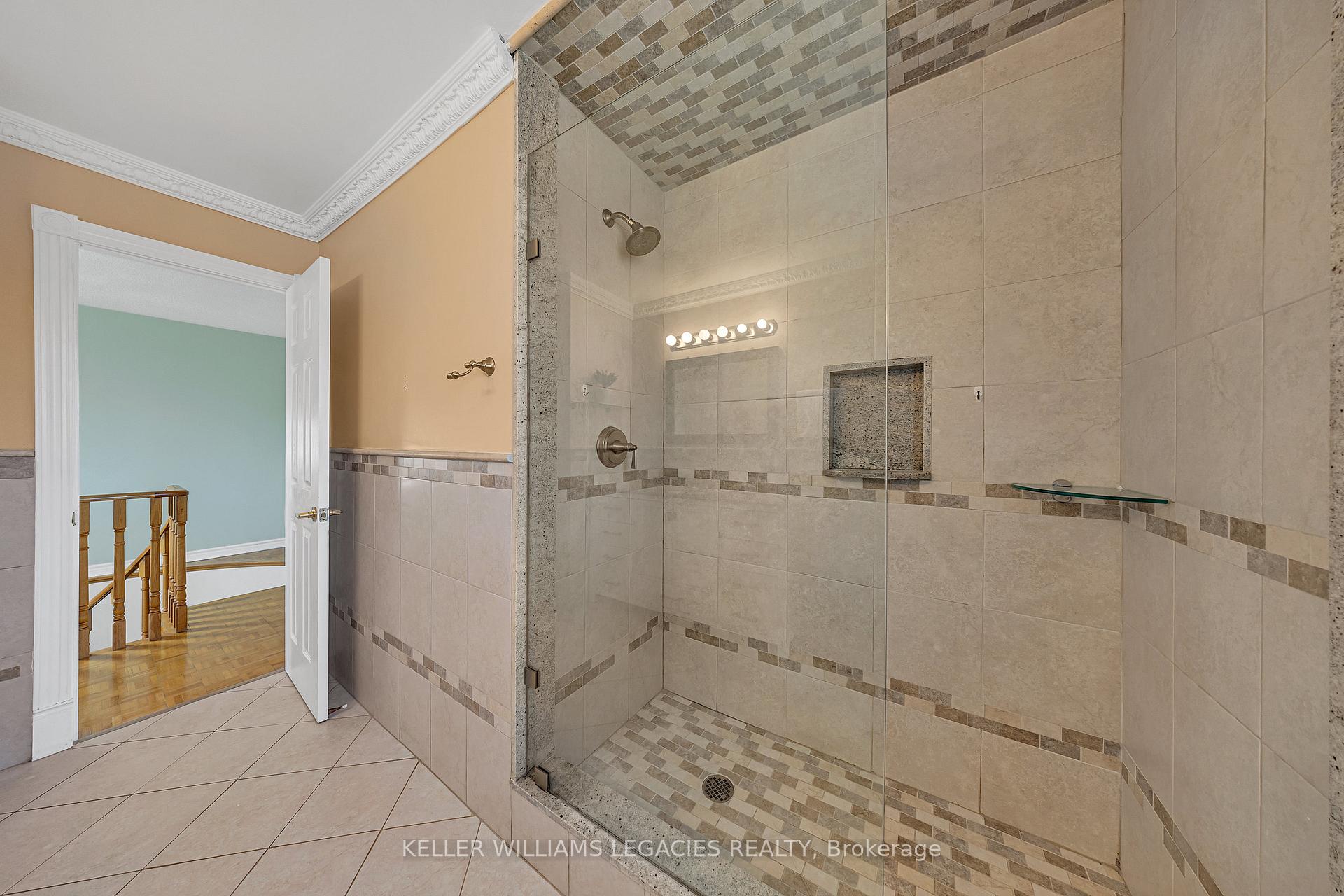 Photo 30 of 126 Spring Town Road, Vaughan, East Woodbridge — HOMEH
