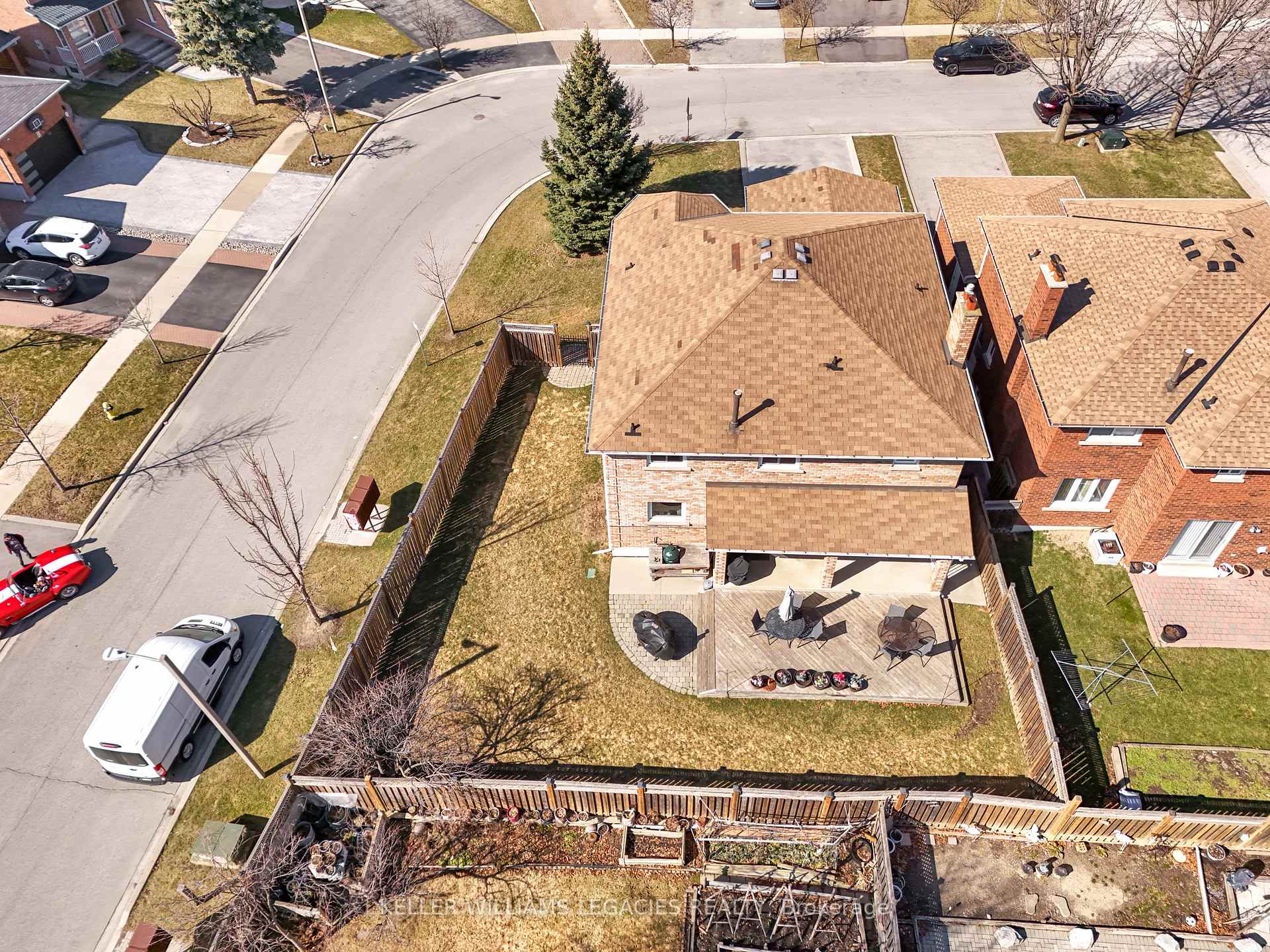 Photo 49 of 126 Spring Town Road, Vaughan, East Woodbridge — HOMEH