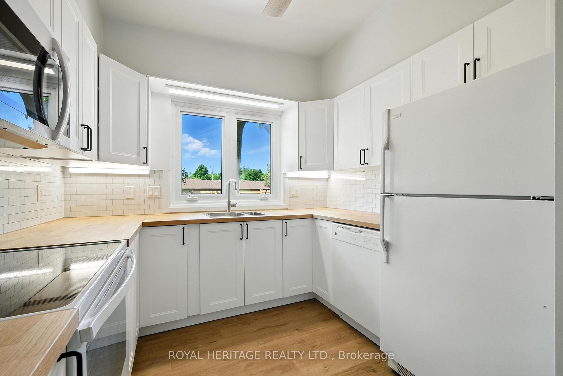 Photo 13 of 927 Northminster Avenue, Peterborough, Northcrest Ward 5 — HOMEH