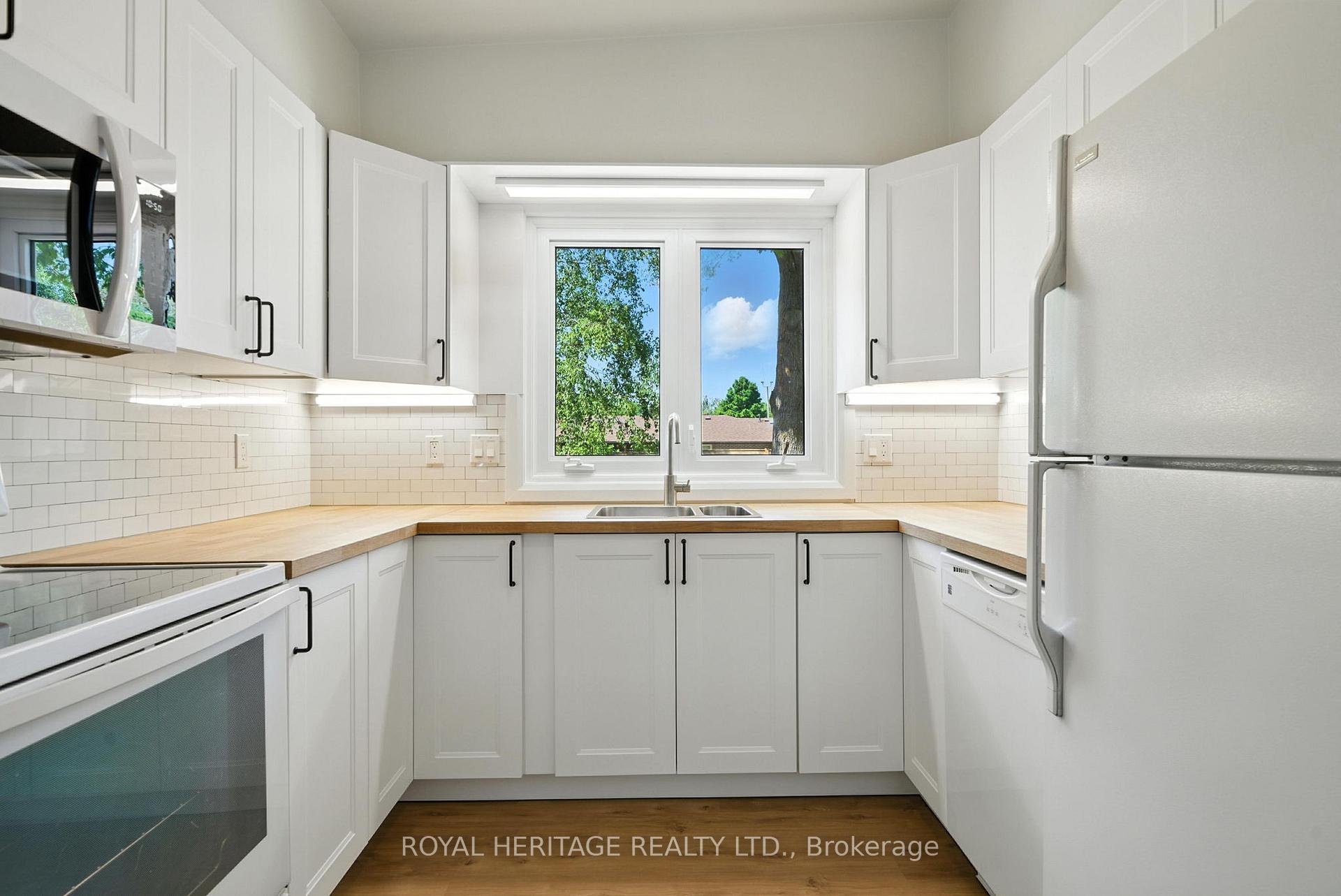 Photo 14 of 927 Northminster Avenue, Peterborough, Northcrest Ward 5 — HOMEH
