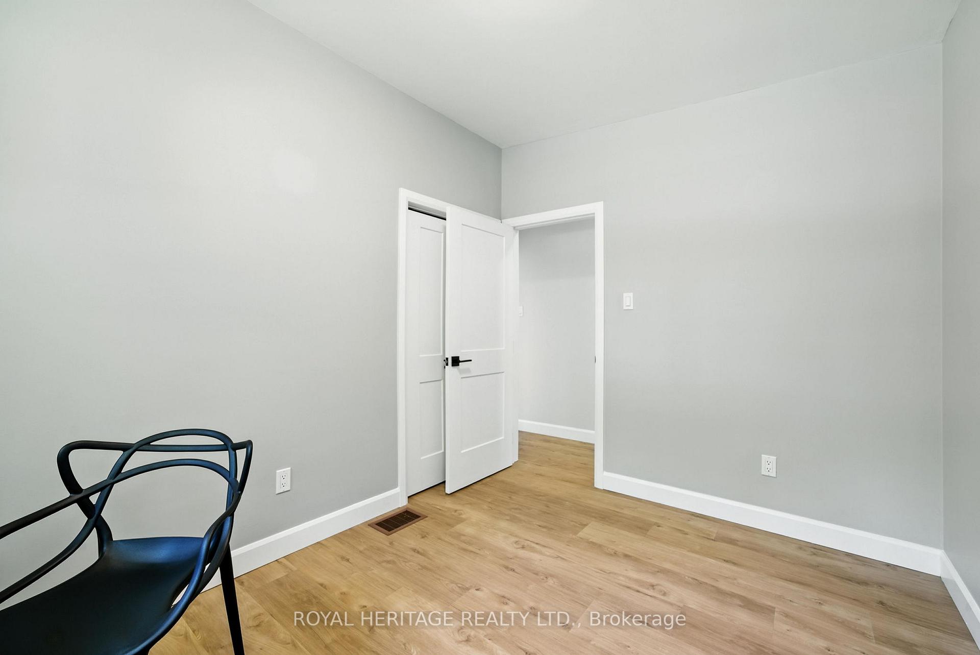 Photo 18 of 927 Northminster Avenue, Peterborough, Northcrest Ward 5 — HOMEH