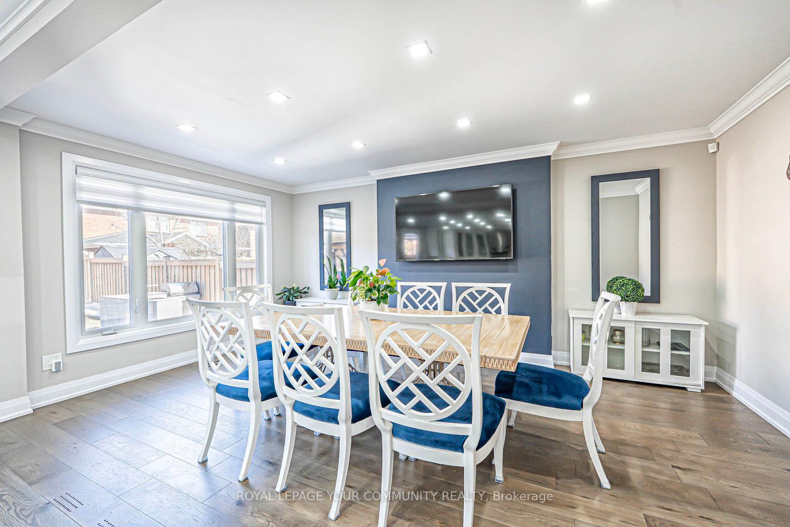 Photo 7 of 11 Belair Way, Vaughan, East Woodbridge — HOMEH