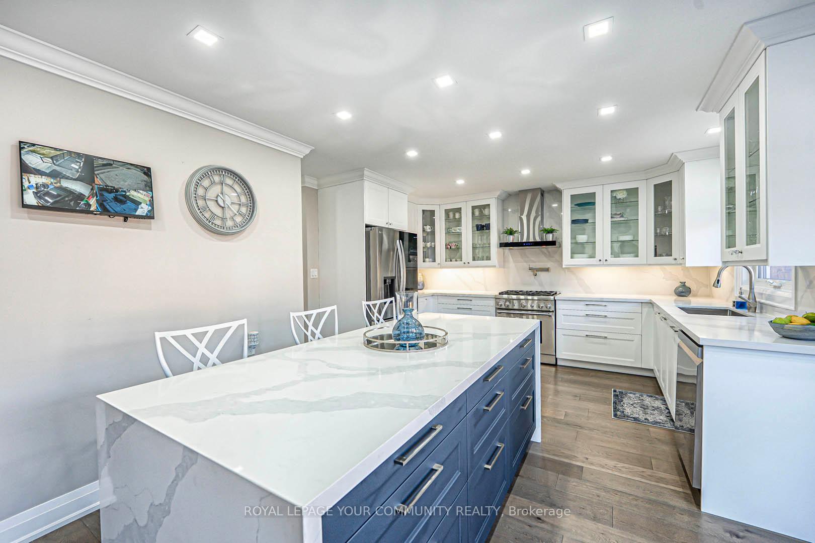 Photo 11 of 11 Belair Way, Vaughan, East Woodbridge — HOMEH