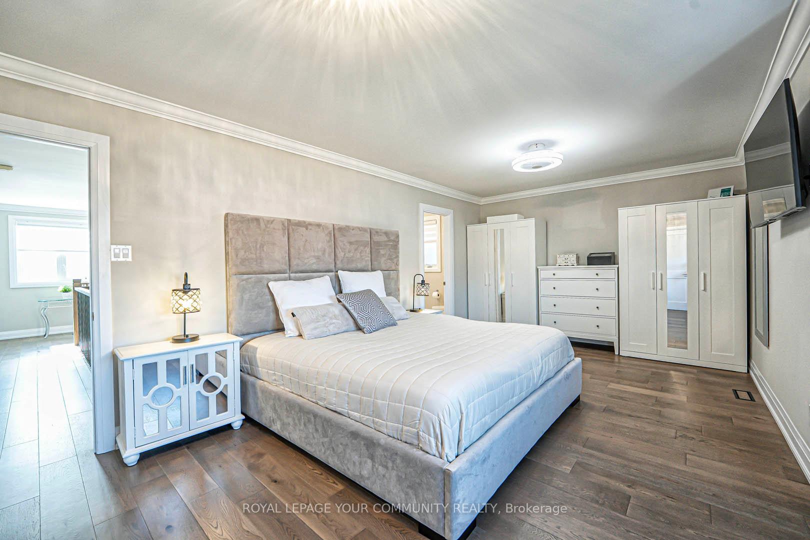 Photo 22 of 11 Belair Way, Vaughan, East Woodbridge — HOMEH