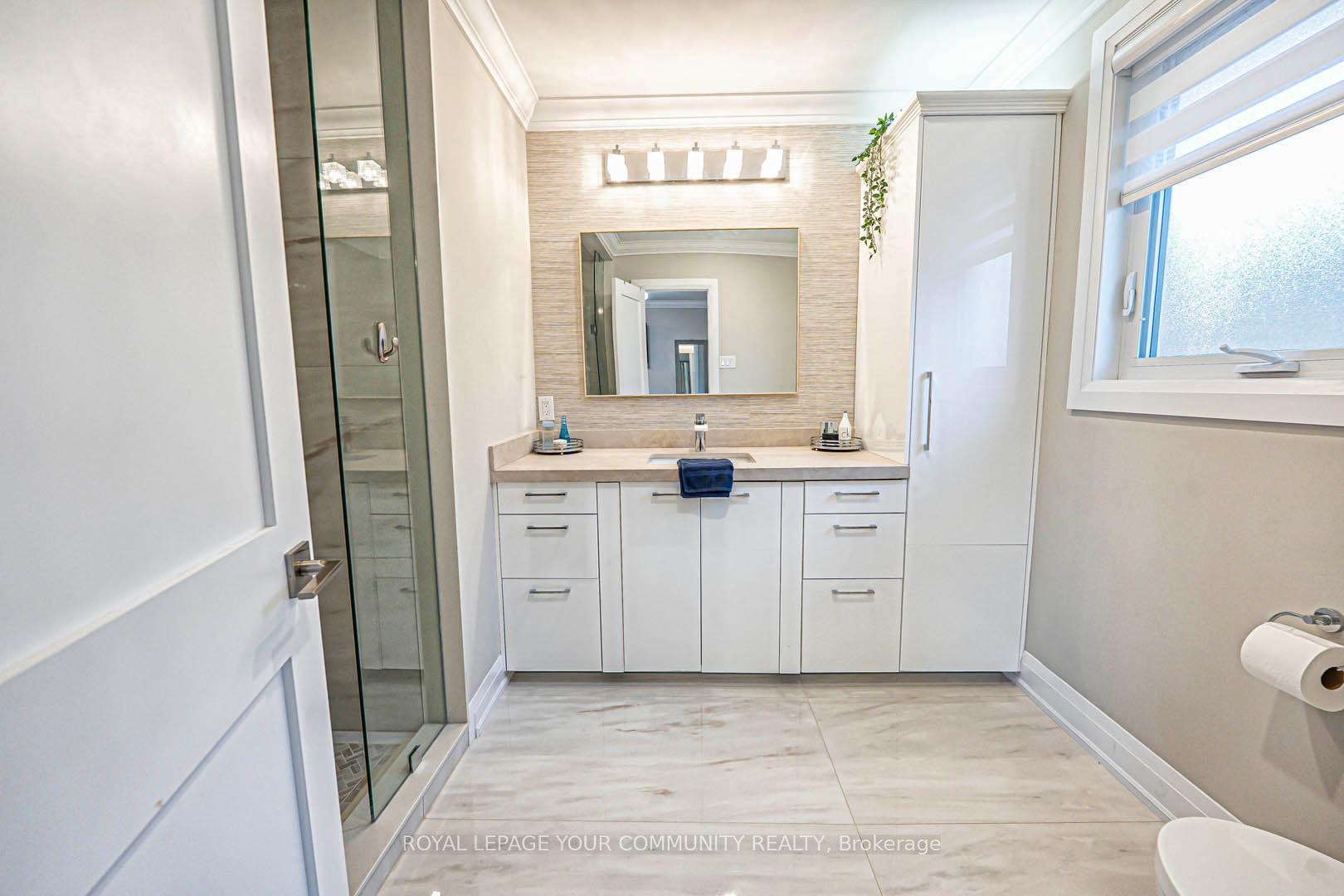 Photo 24 of 11 Belair Way, Vaughan, East Woodbridge — HOMEH