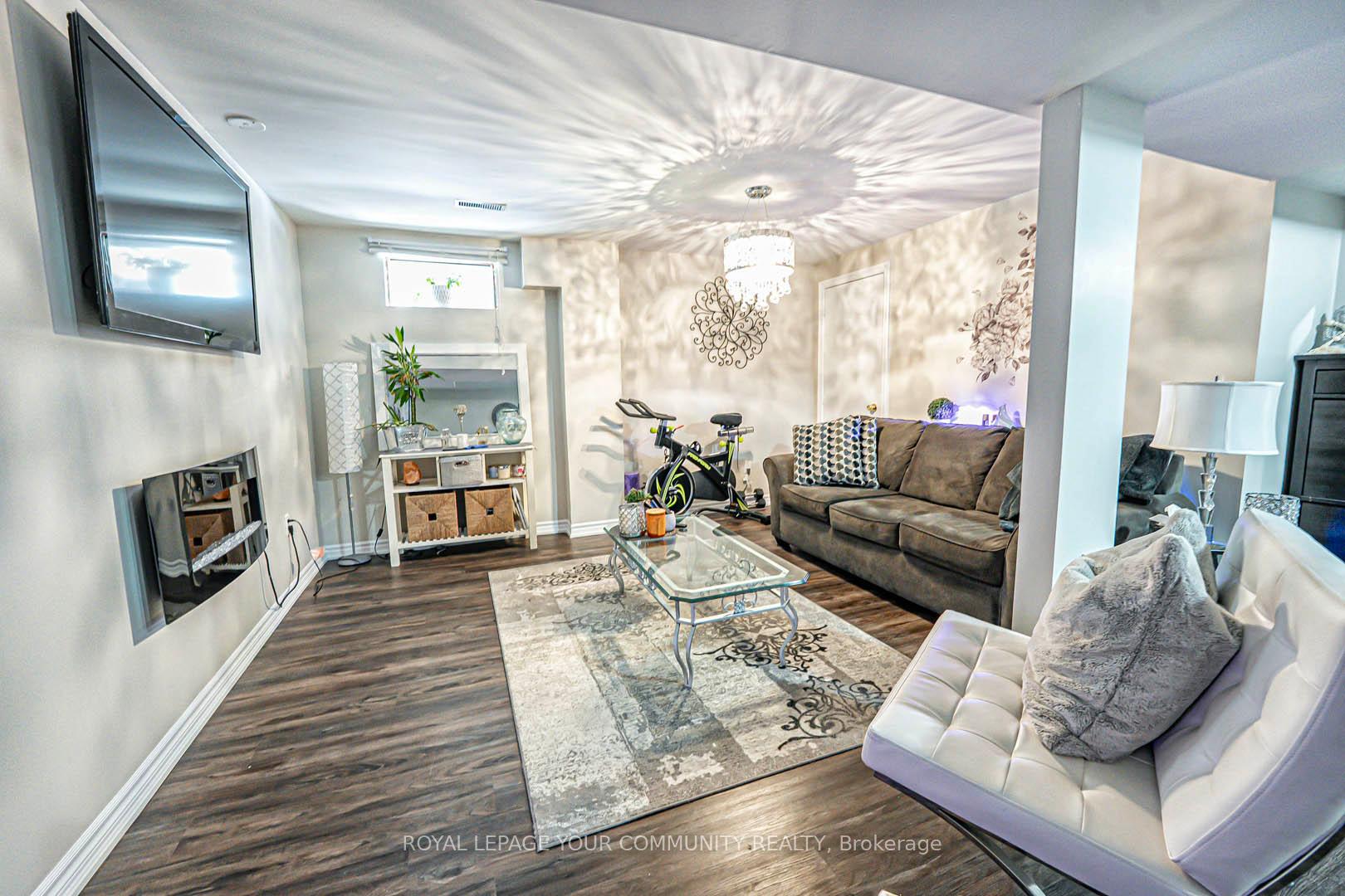 Photo 35 of 11 Belair Way, Vaughan, East Woodbridge — HOMEH
