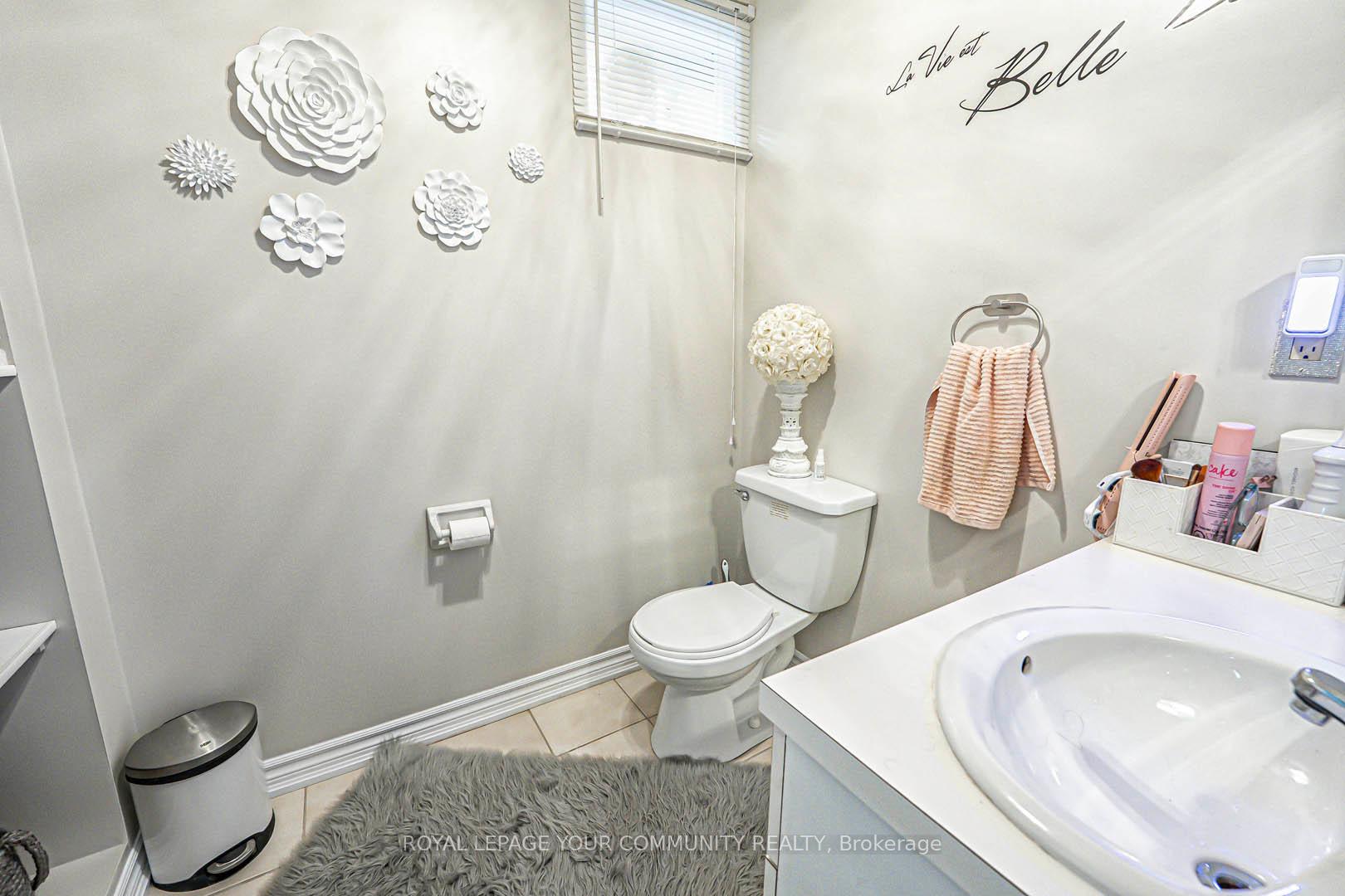Photo 41 of 11 Belair Way, Vaughan, East Woodbridge — HOMEH