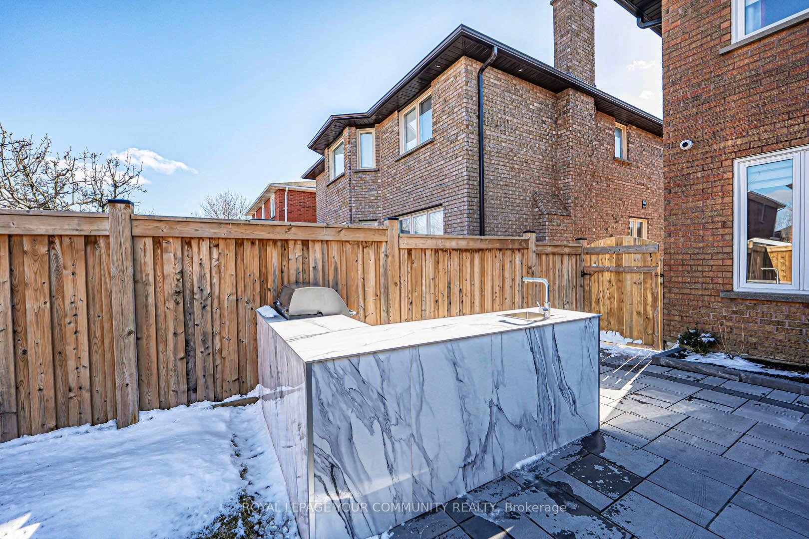 Photo 43 of 11 Belair Way, Vaughan, East Woodbridge — HOMEH