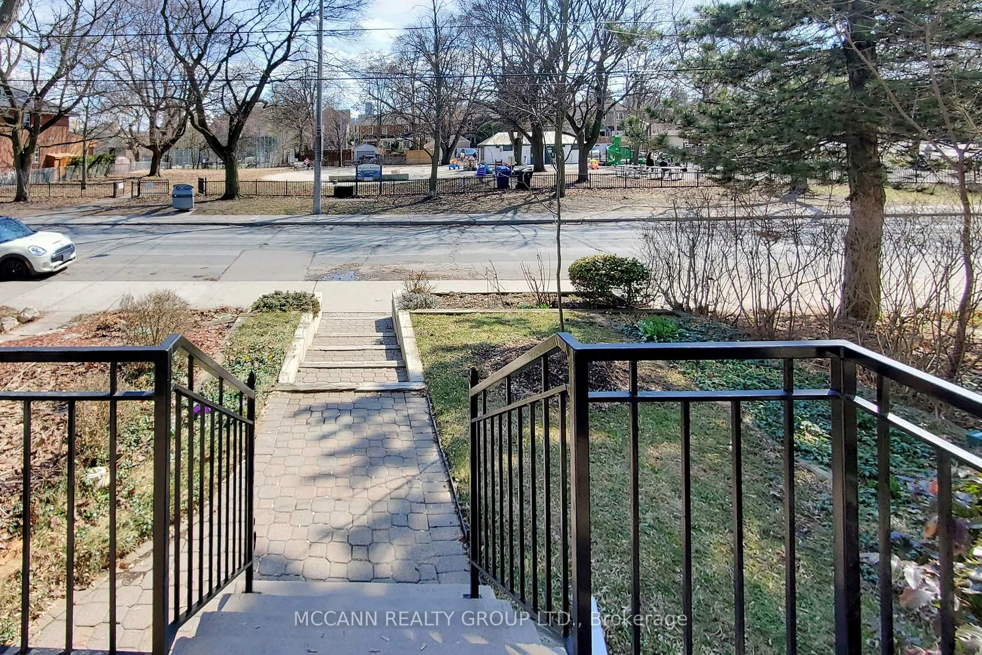 Photo 3 of 80 Woburn Avenue, Toronto, Lawrence Park North — HOMEH