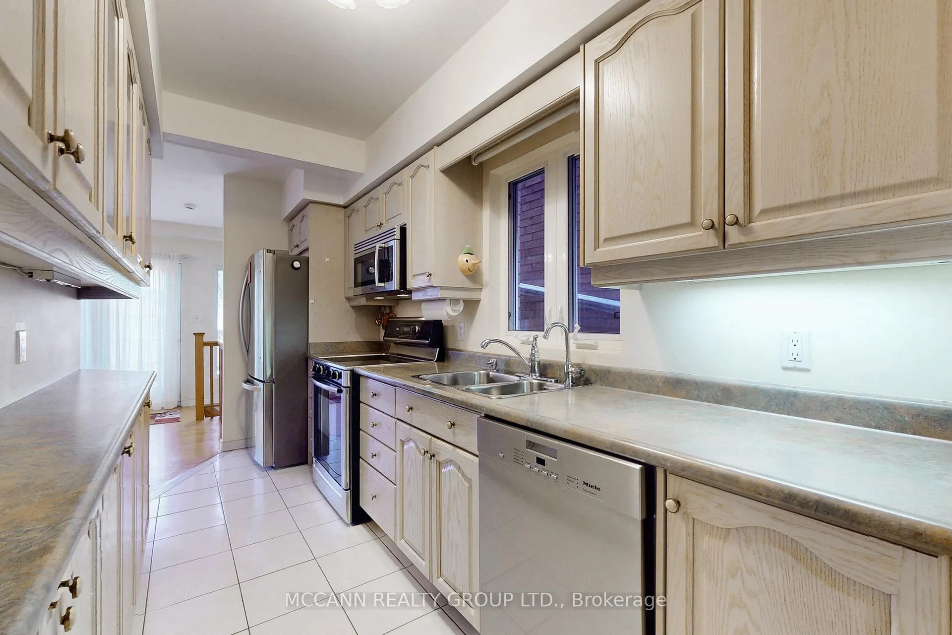Photo 15 of 80 Woburn Avenue, Toronto, Lawrence Park North — HOMEH