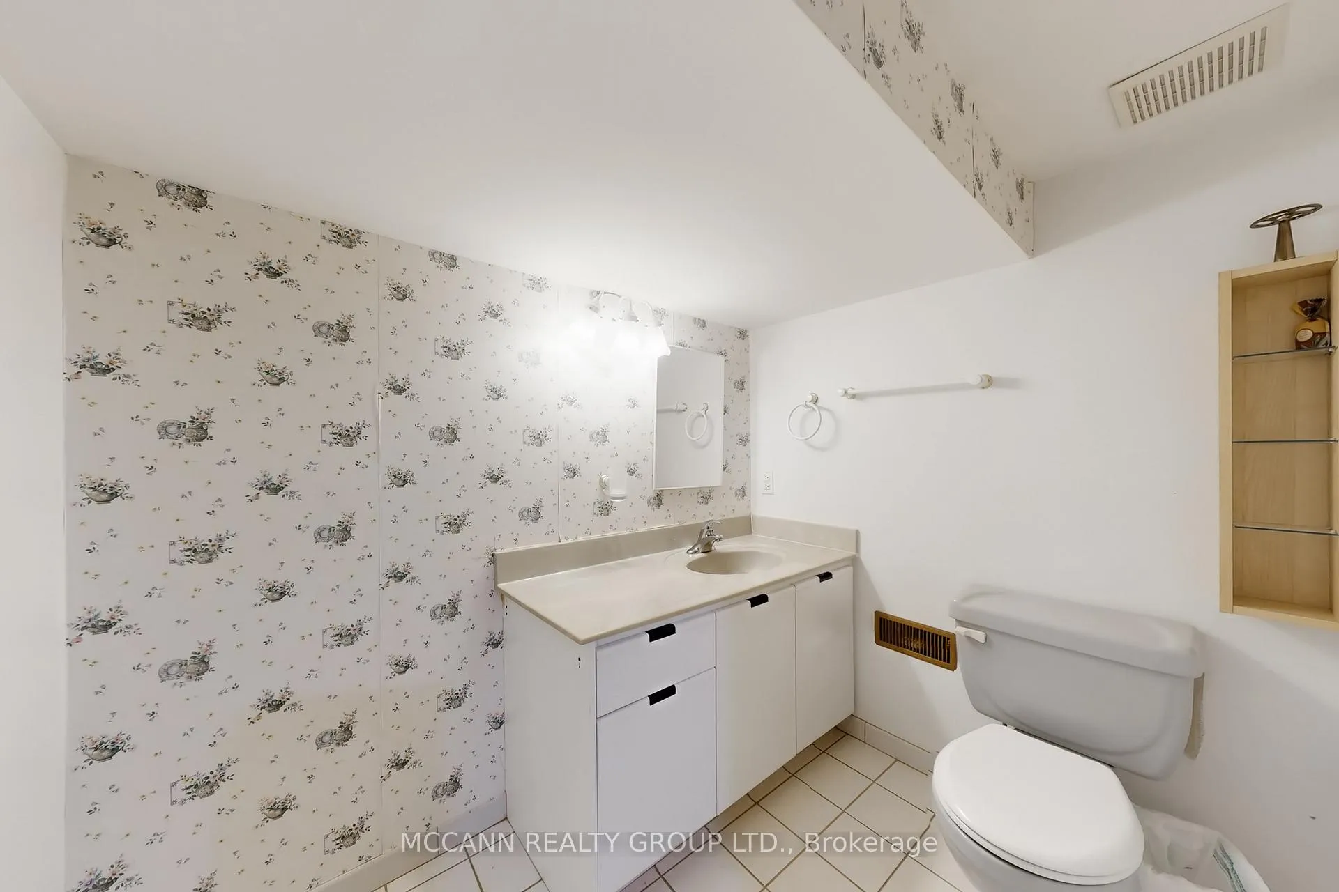 Photo 37 of 80 Woburn Avenue, Toronto, Lawrence Park North — HOMEH